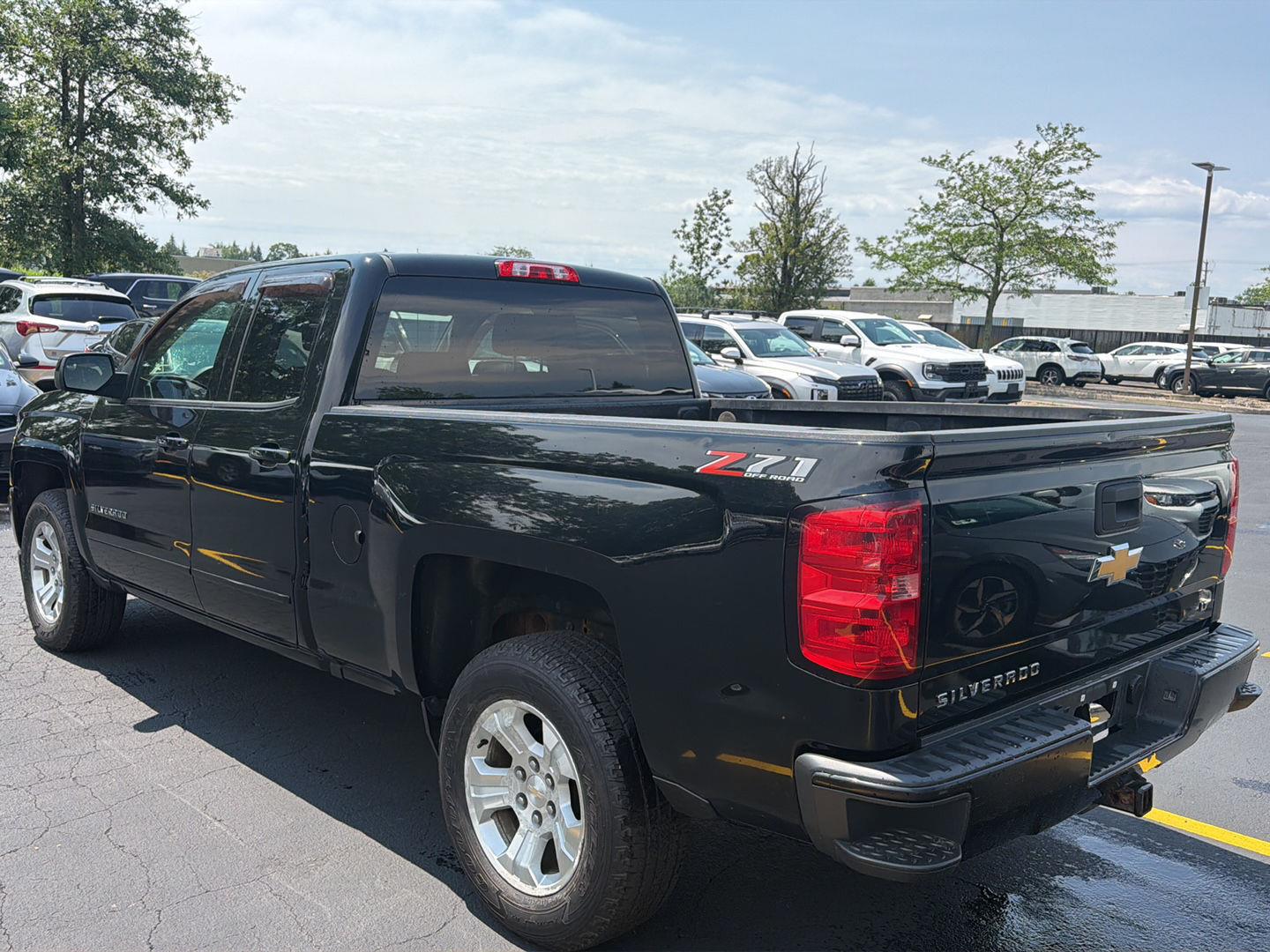 Used 2018 Black Chevrolet LT image 4
