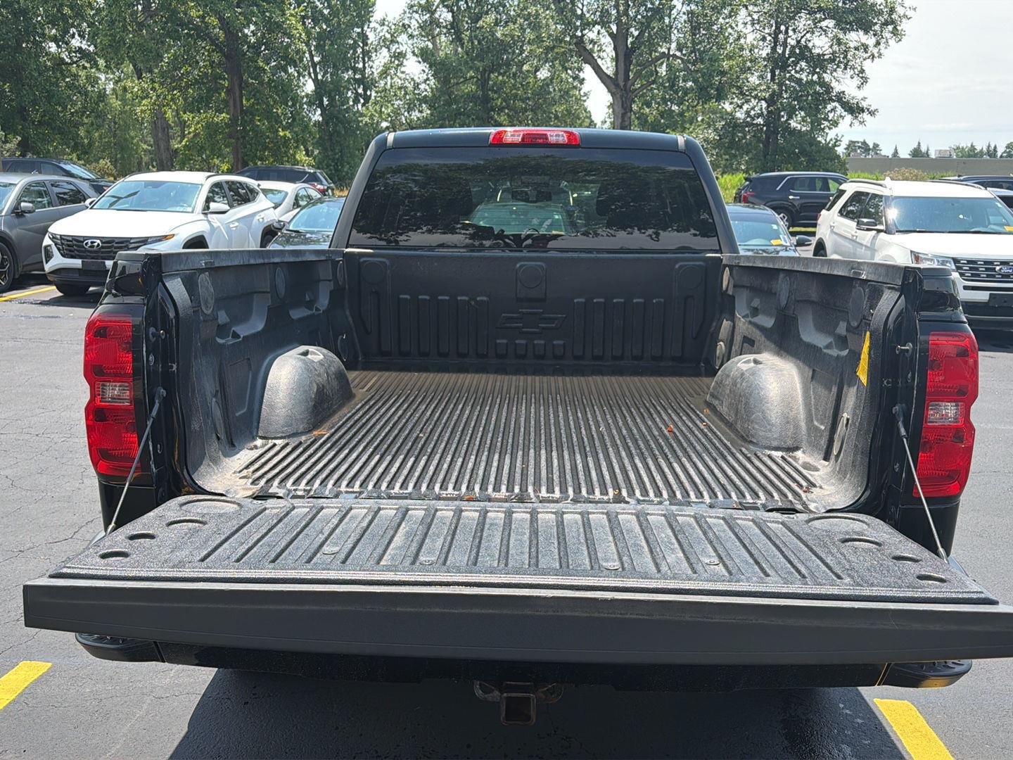 Used 2018 Black Chevrolet LT image 6
