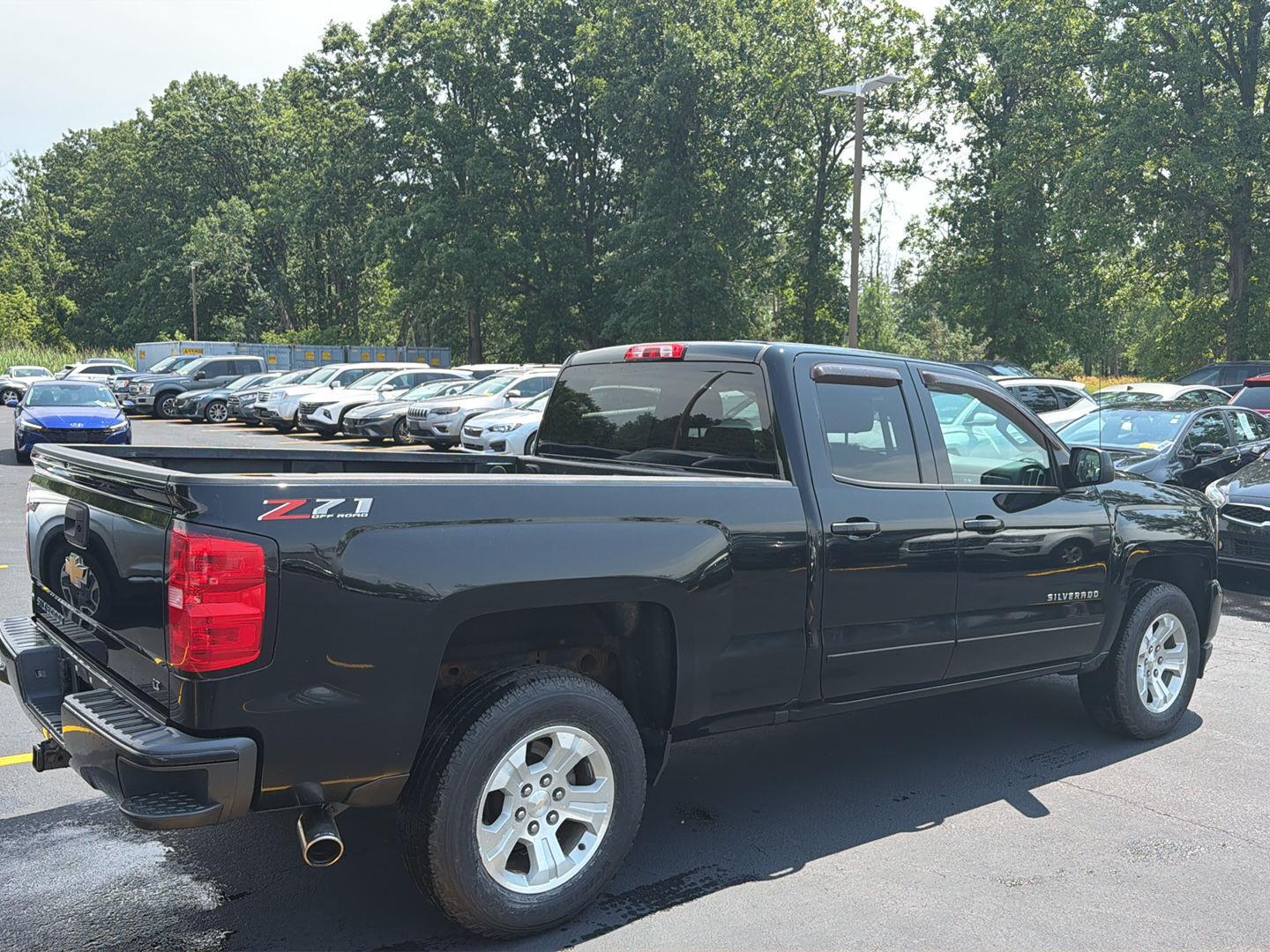Used 2018 Black Chevrolet LT image 7