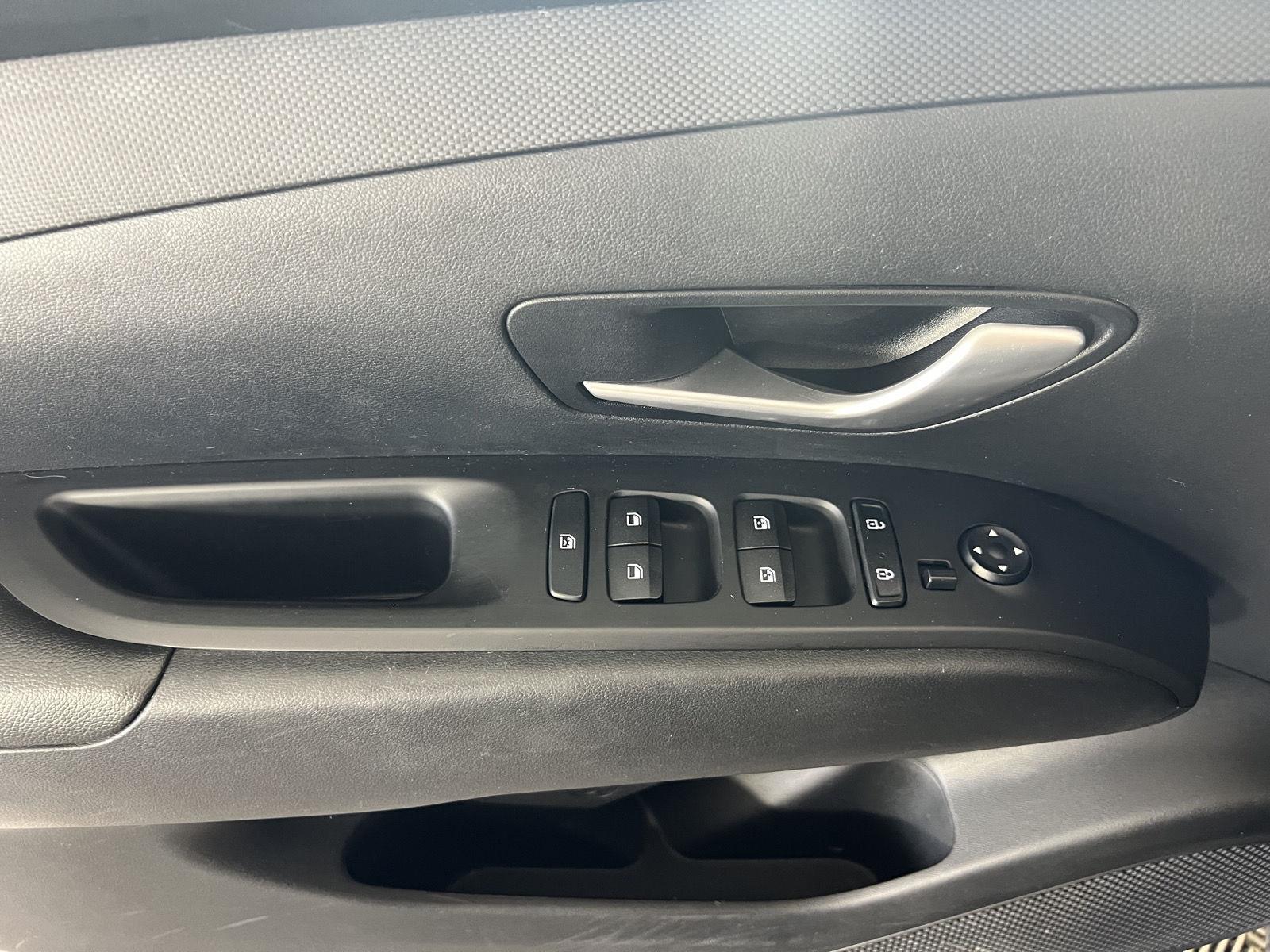 Certified Used 2023 Shimmering Silver Hyundai SEL image 13