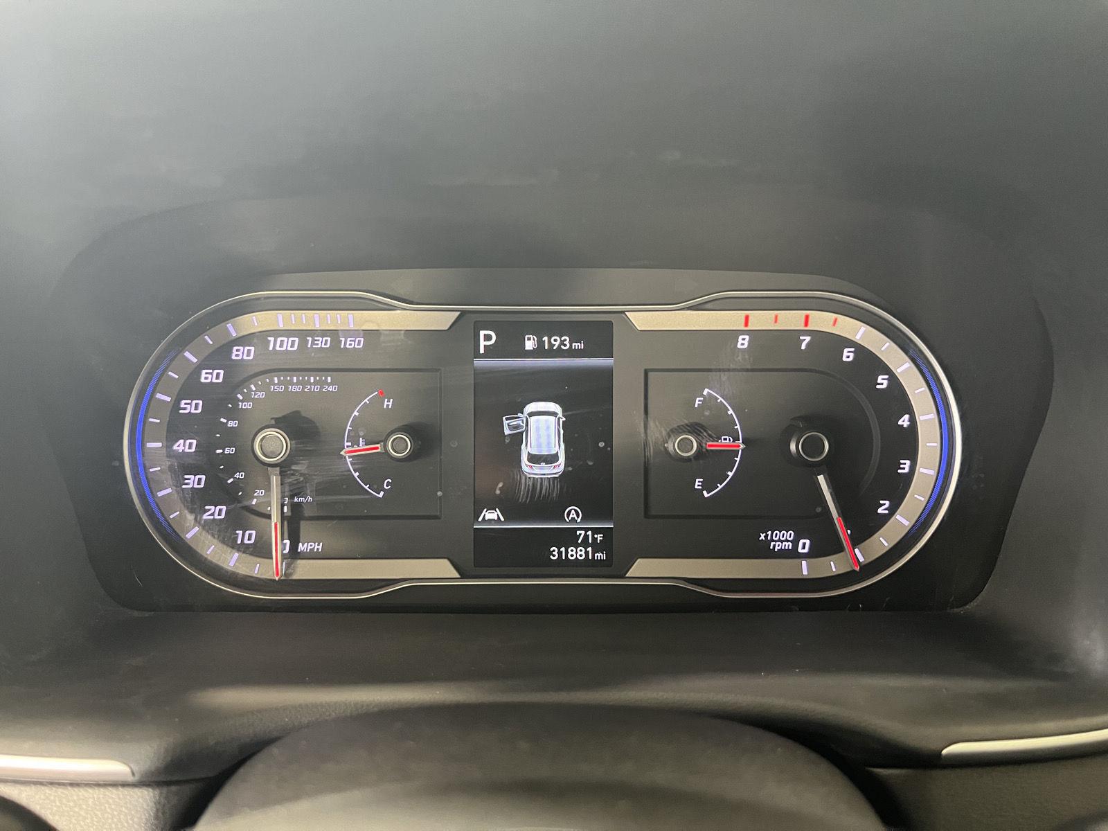 Certified Used 2023 Shimmering Silver Hyundai SEL image 17