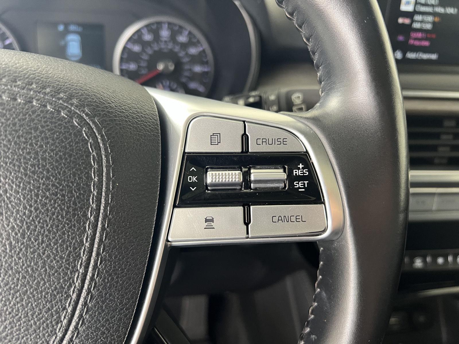 Used 2022 Ebony Black Kia EX image 16