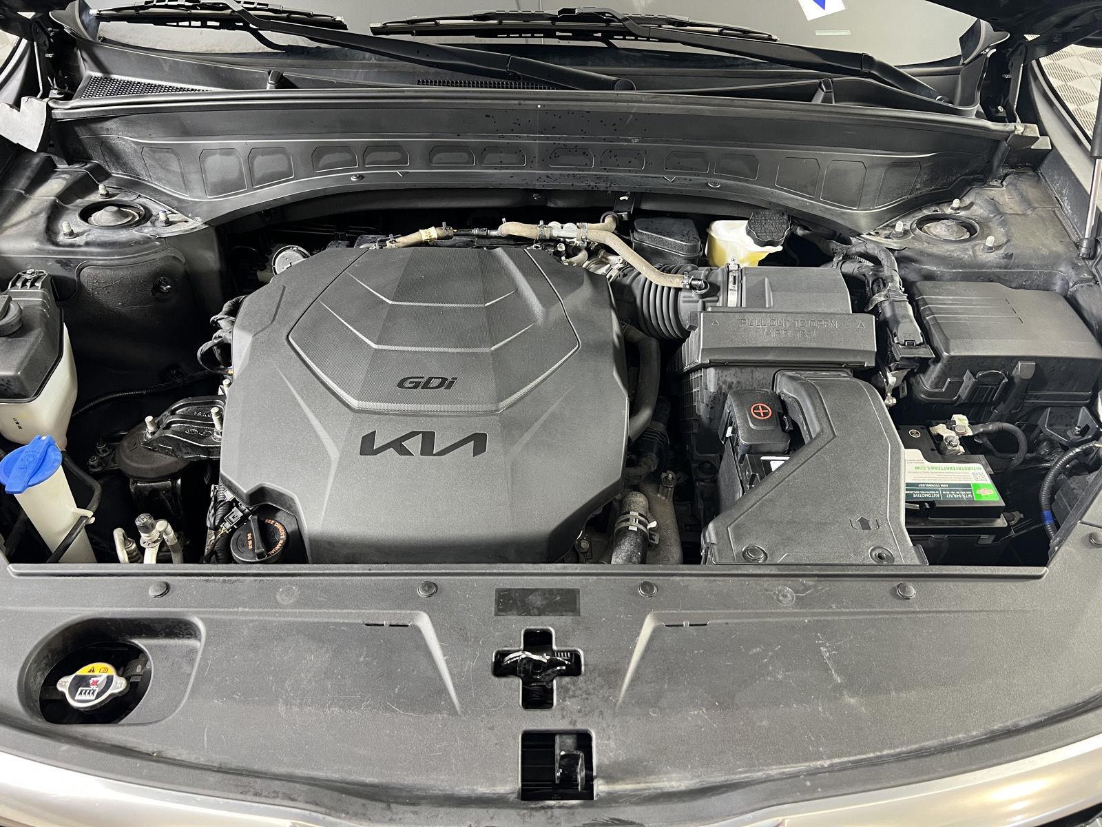 Used 2022 Ebony Black Kia EX image 33
