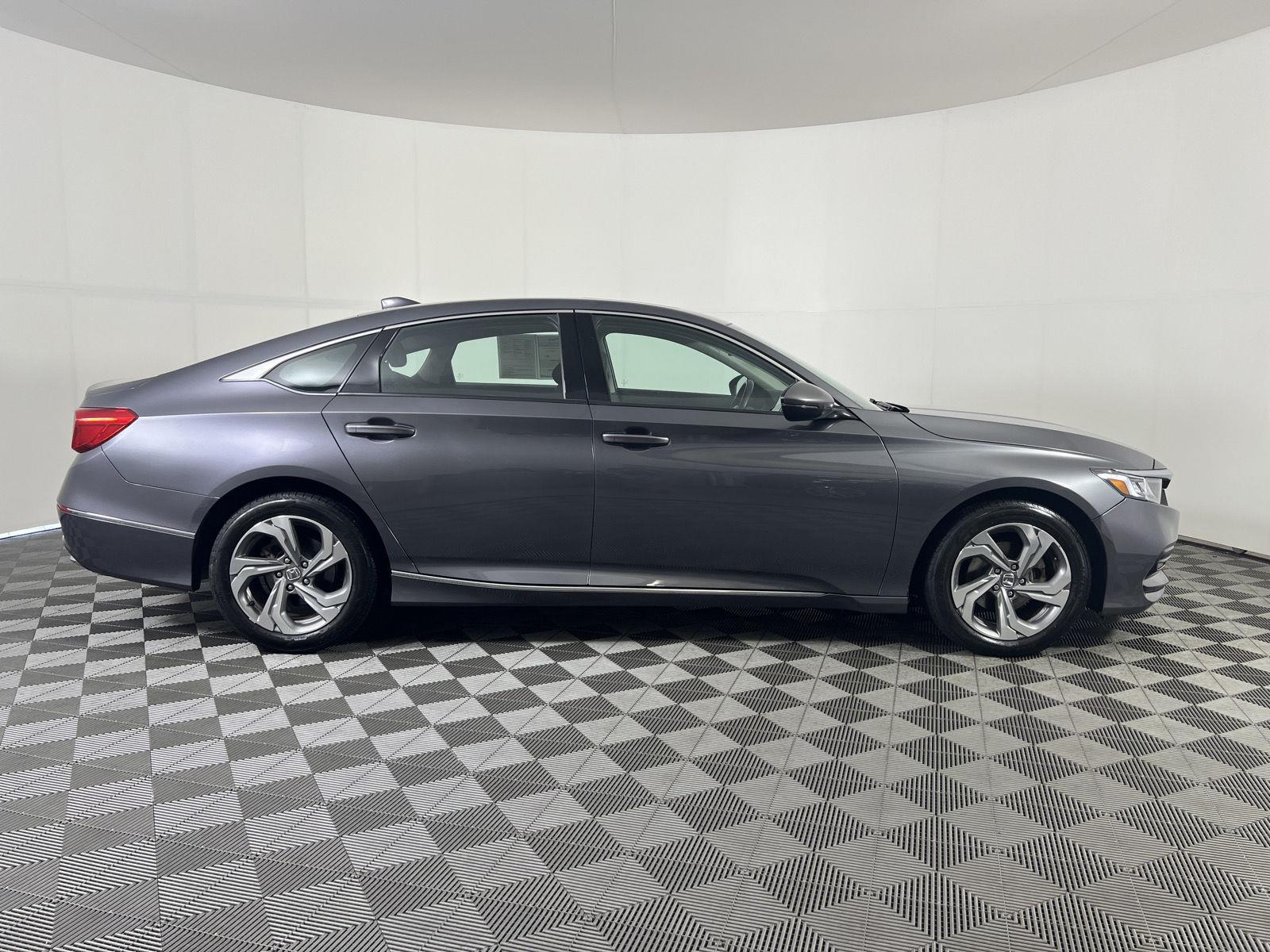 Used 2020 Modern Steel Metallic Honda EX-L image 2