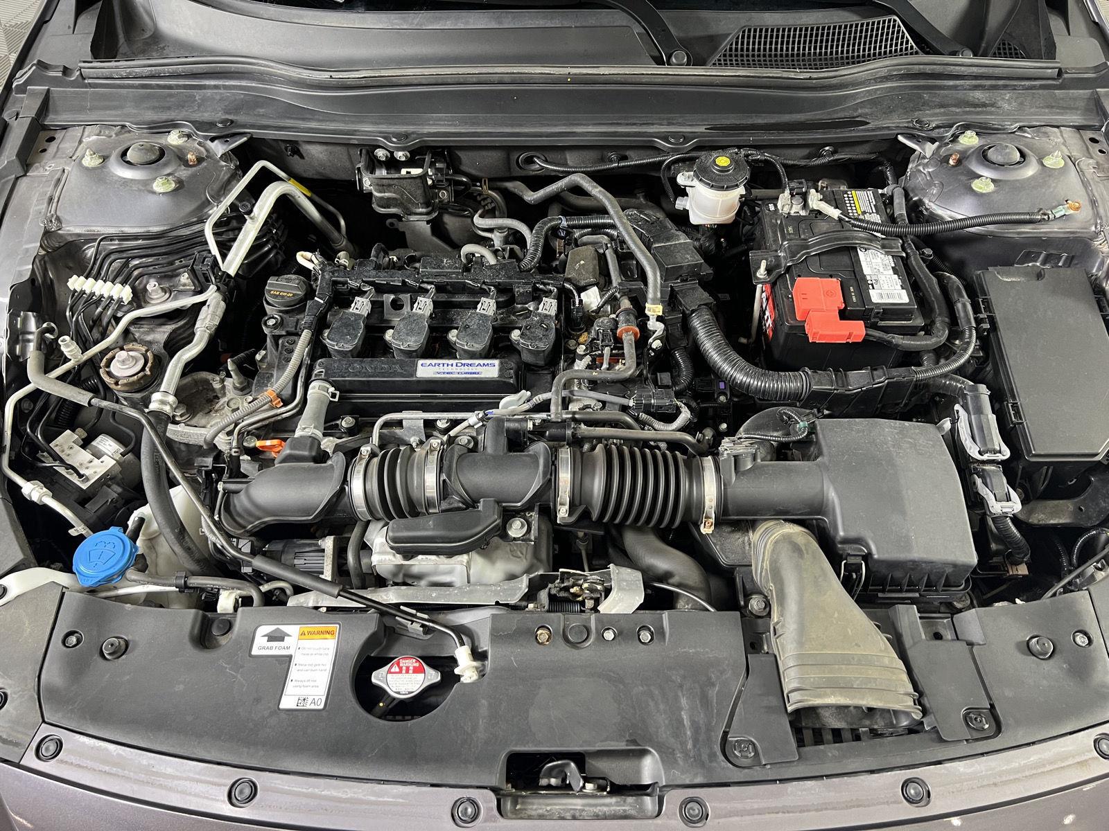 Used 2020 Modern Steel Metallic Honda EX-L image 30