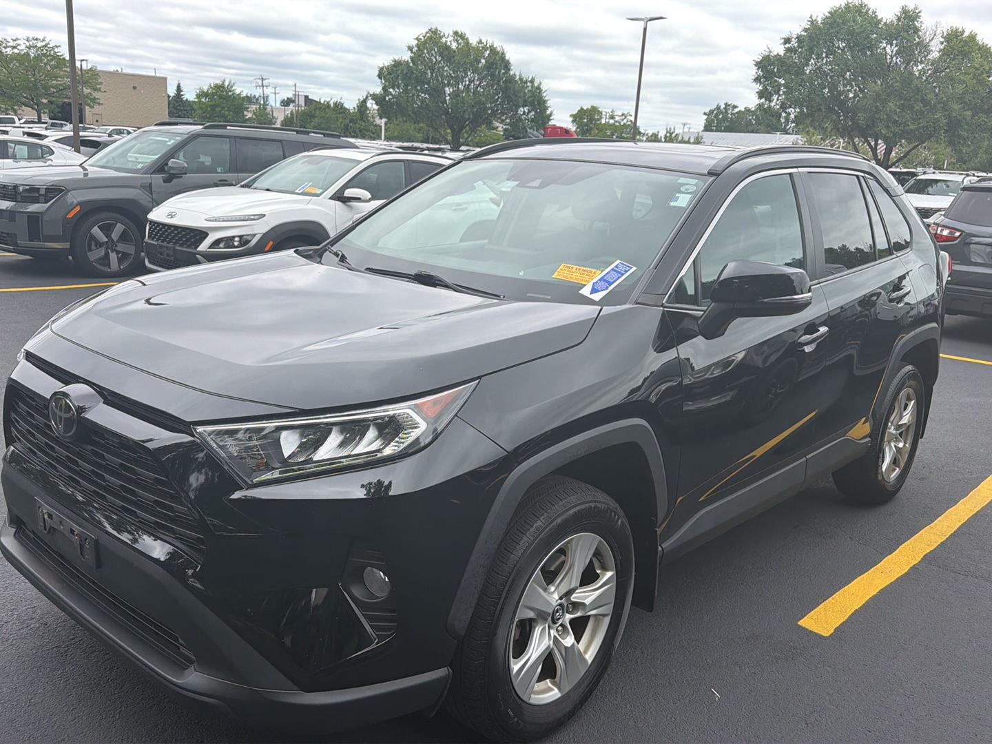 Used 2020 Midnight Black Metallic Toyota XLE image 3