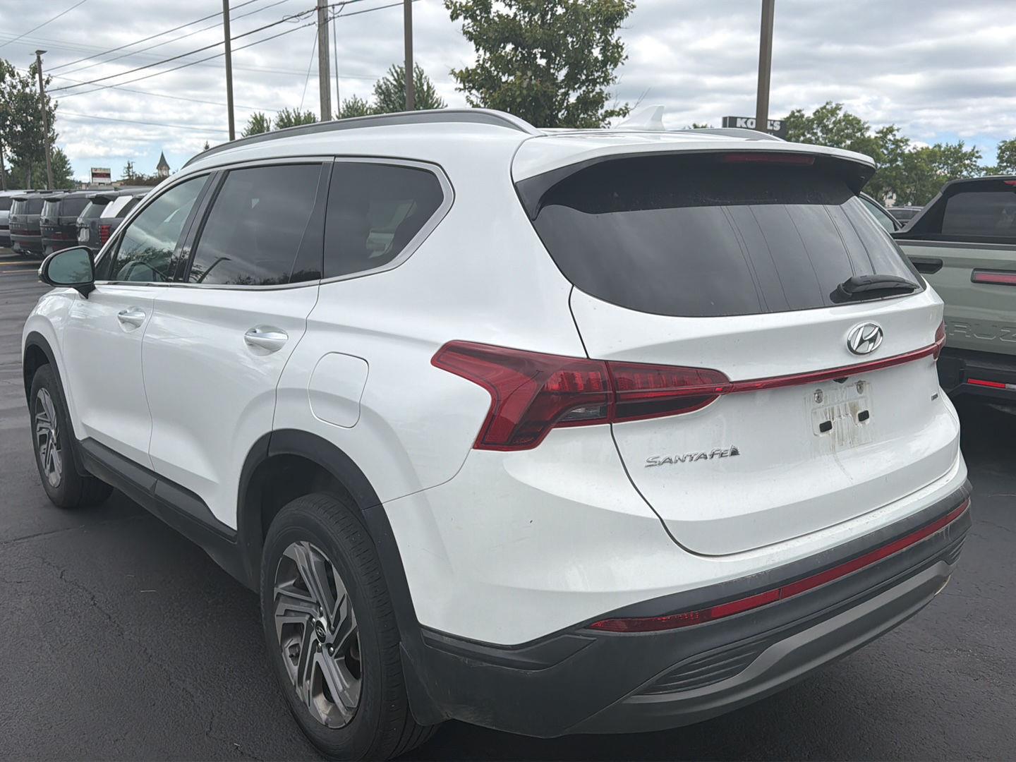 Certified Used 2023 Serenity White Pearl Hyundai SEL image 4