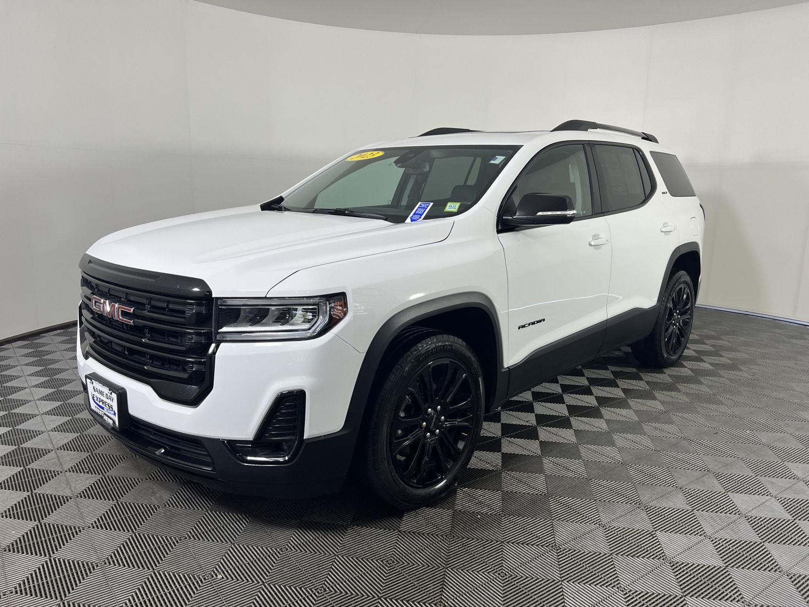 Used 2023 Summit White GMC SLT image 9