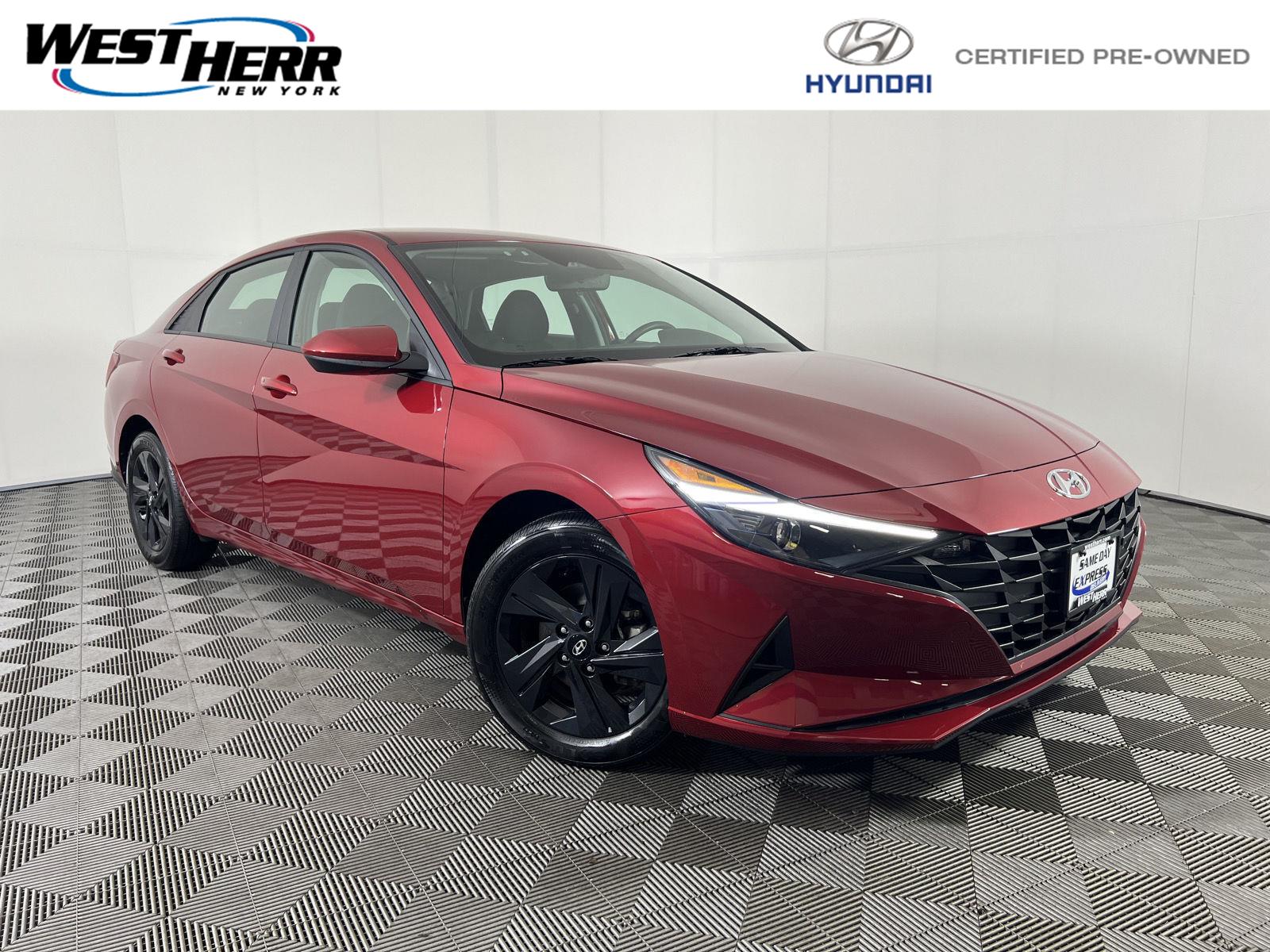  2023 Hyundai Elantra SEL FWD   