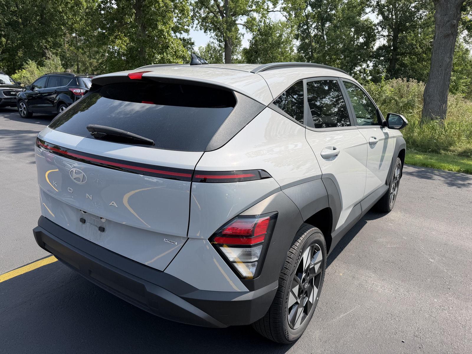 Certified Used 2024 Cyber Gray Metallic Hyundai SEL image 7