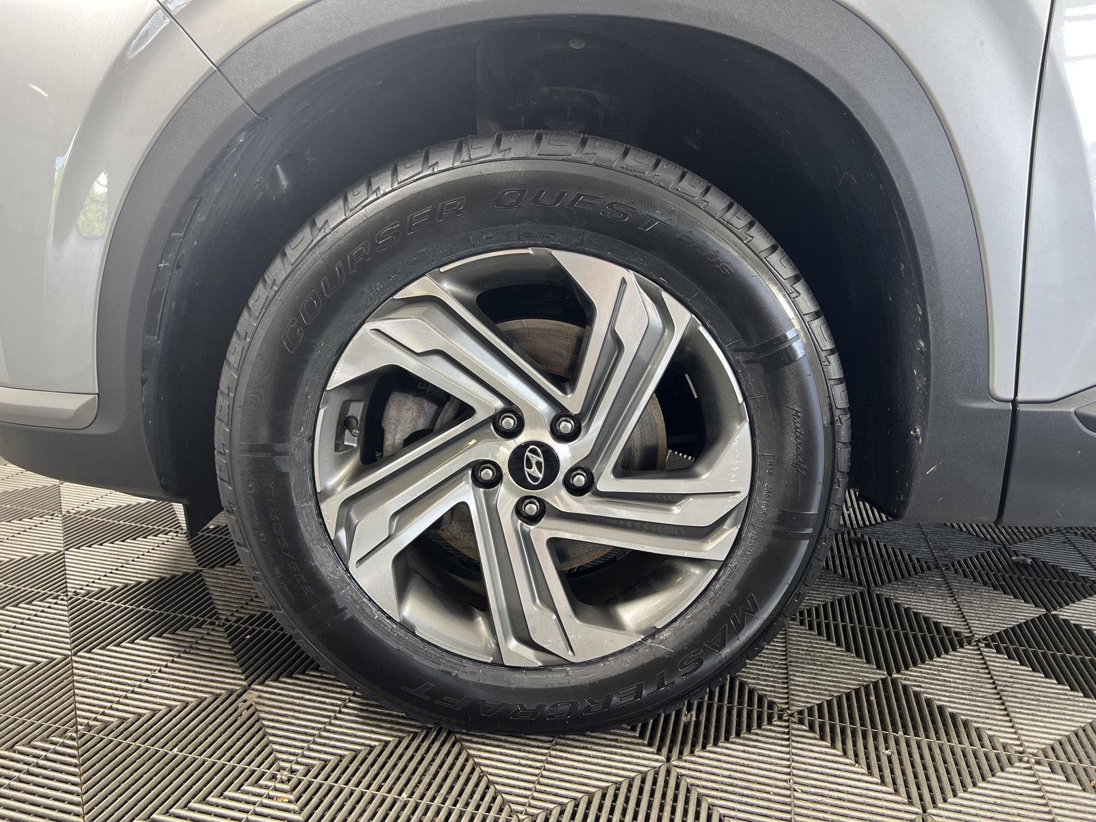 Certified Used 2023 Shimmering Silver Hyundai SEL image 9