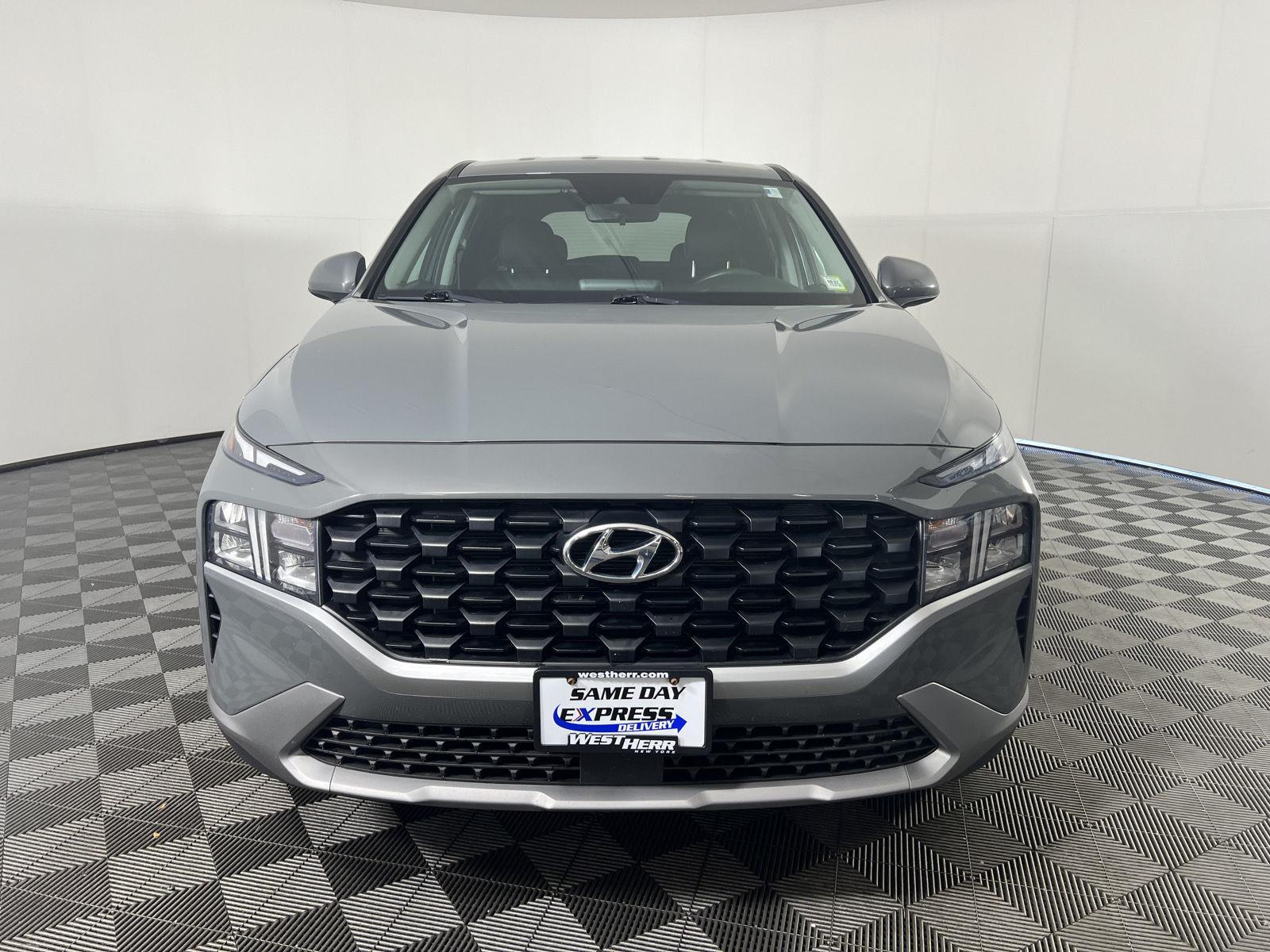 Certified Used 2023 Hampton Gray Hyundai SE image 8