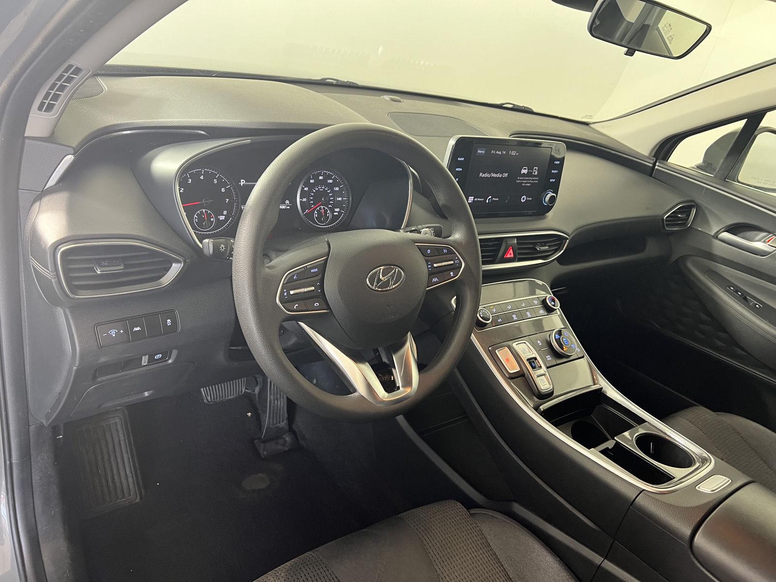Certified Used 2023 Hampton Gray Hyundai SE image 10