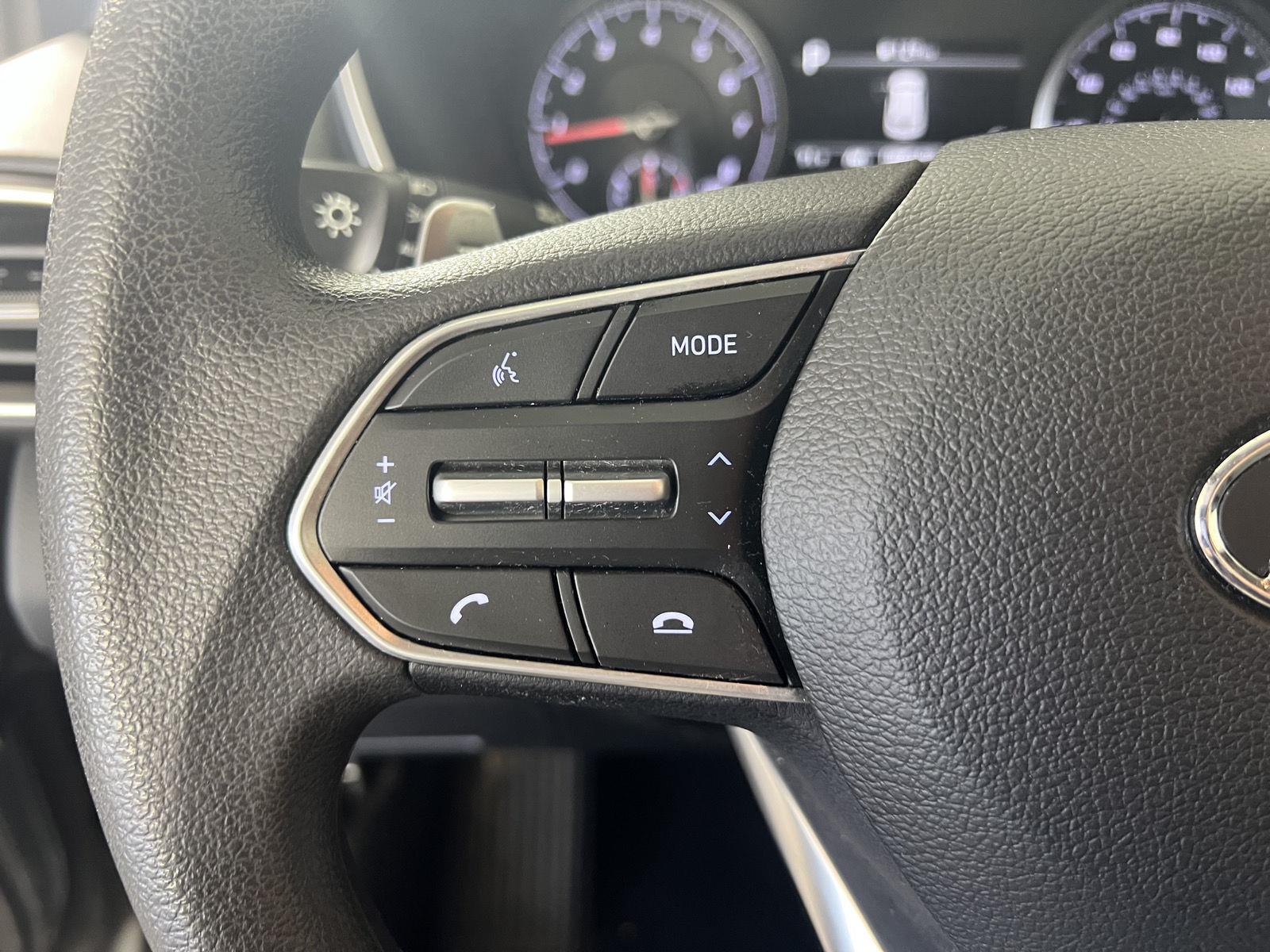 Certified Used 2023 Hampton Gray Hyundai SE image 15