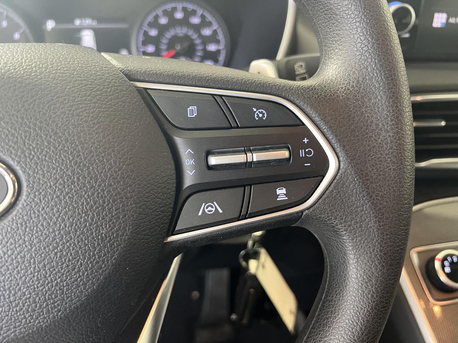 Certified Used 2023 Hampton Gray Hyundai SE image 16