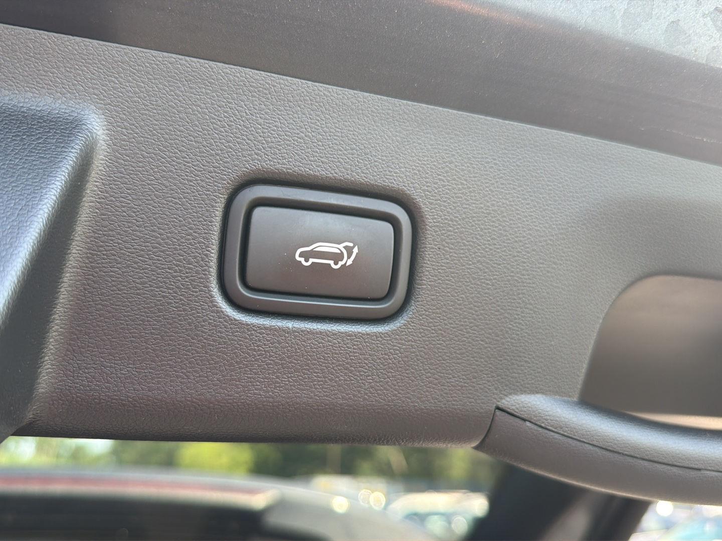 Certified Used 2024 Dark Gray Metallic Hyundai SEL image 15