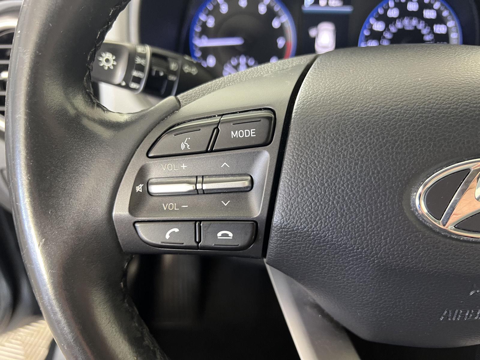 Used 2020 Sonic Silver Hyundai Limited image 15