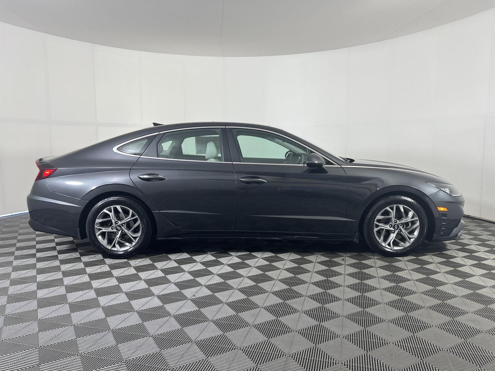 Used 2020 Portofino Gray Hyundai SEL image 2