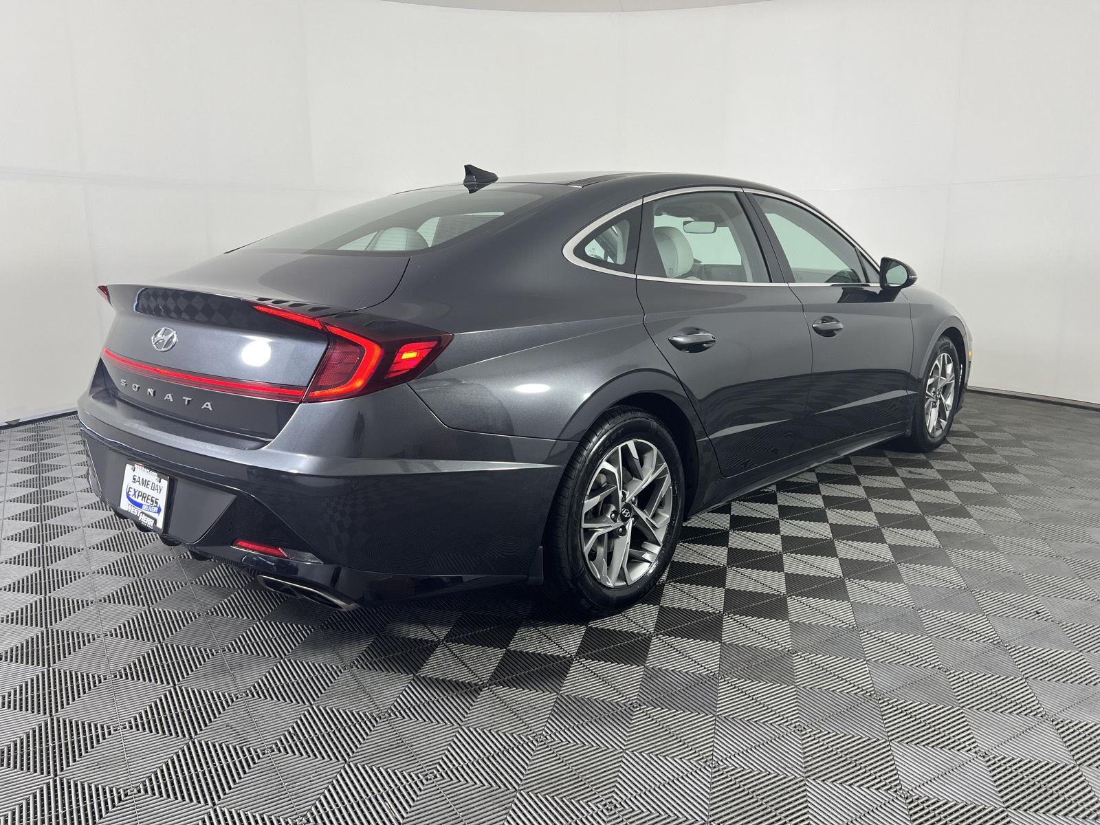 Used 2020 Portofino Gray Hyundai SEL image 3