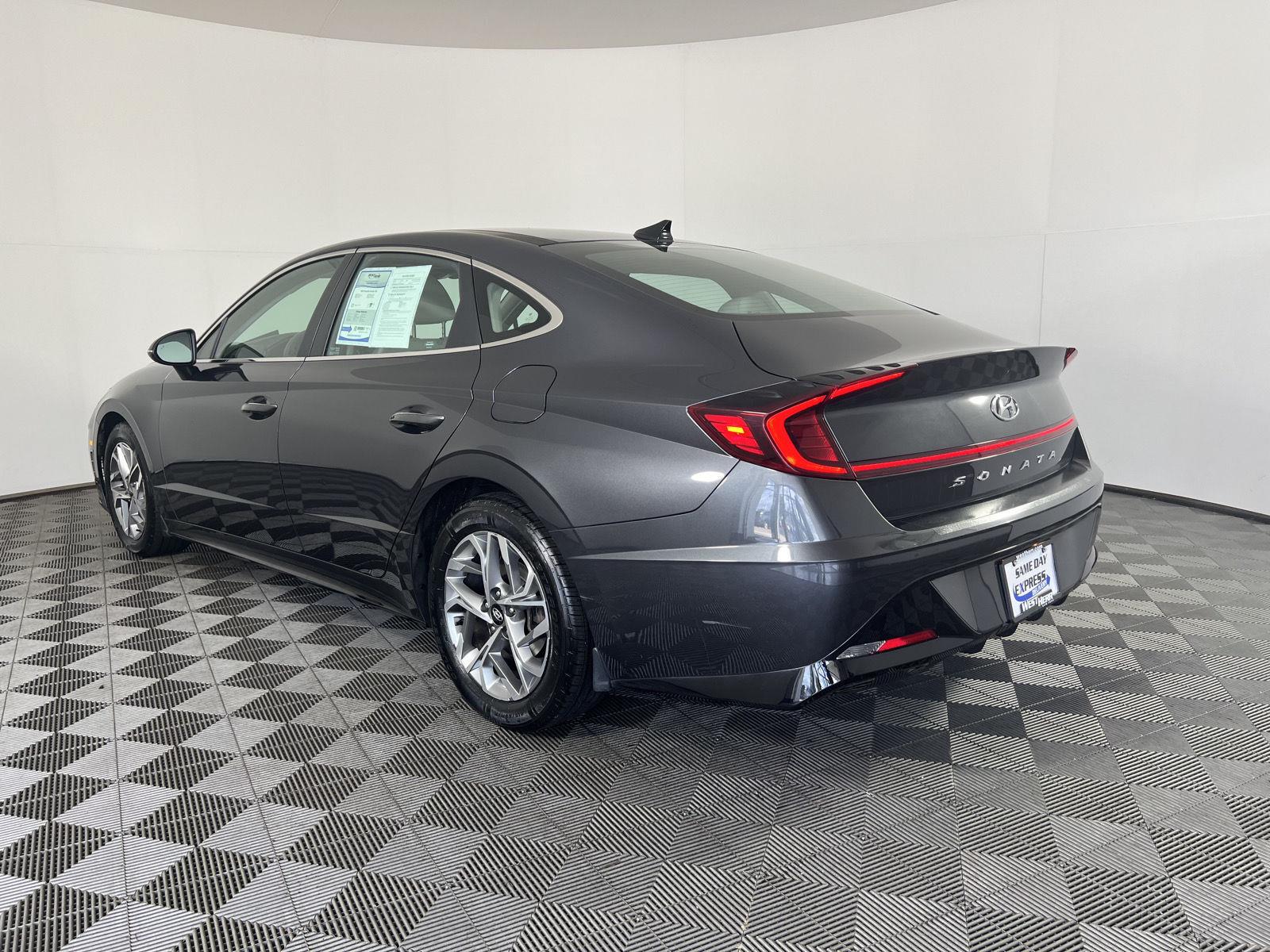 Used 2020 Portofino Gray Hyundai SEL image 5