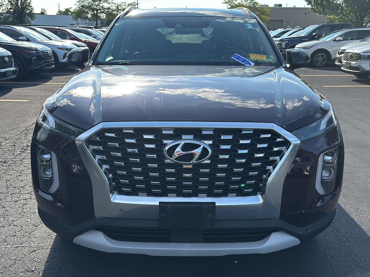 Used 2020 Sierra Burgundy Hyundai SEL image 2