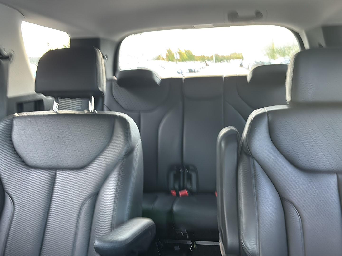 Used 2020 Sierra Burgundy Hyundai SEL image 15