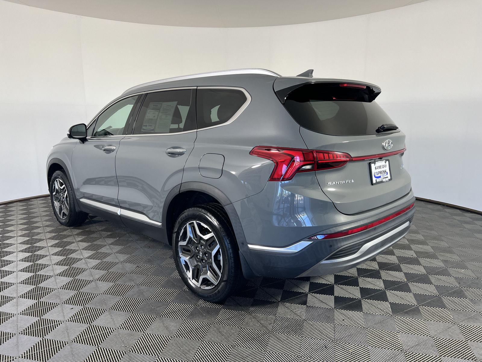 Certified Used 2023 Hampton Gray Hyundai Limited image 5