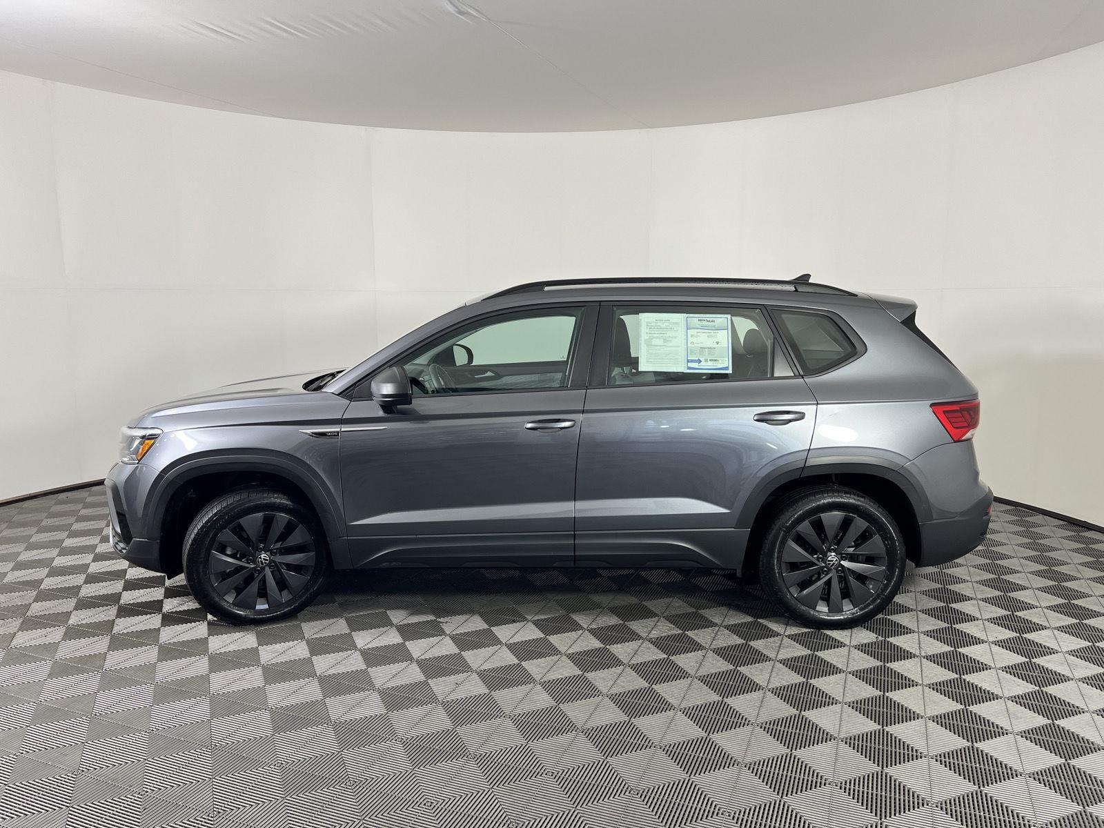 Used 2024 Platinum Gray Metallic Volkswagen S image 4