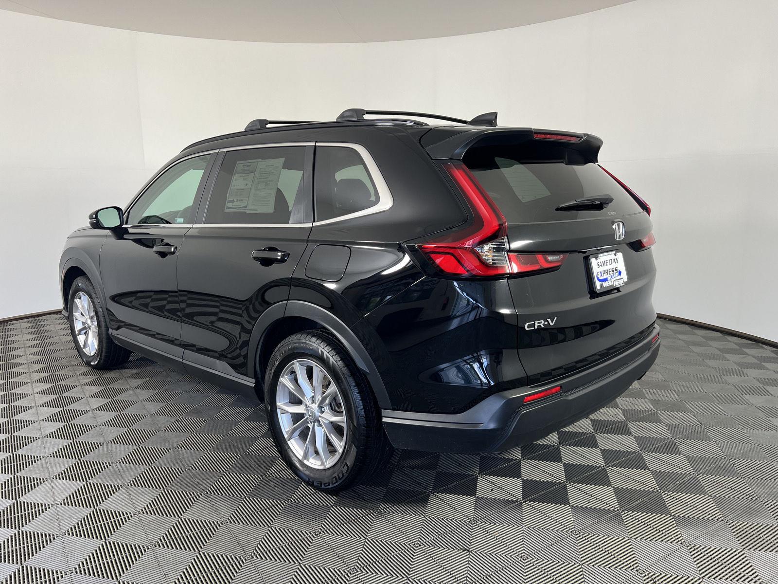 Used 2024 Crystal Black Pearl Honda EX image 5