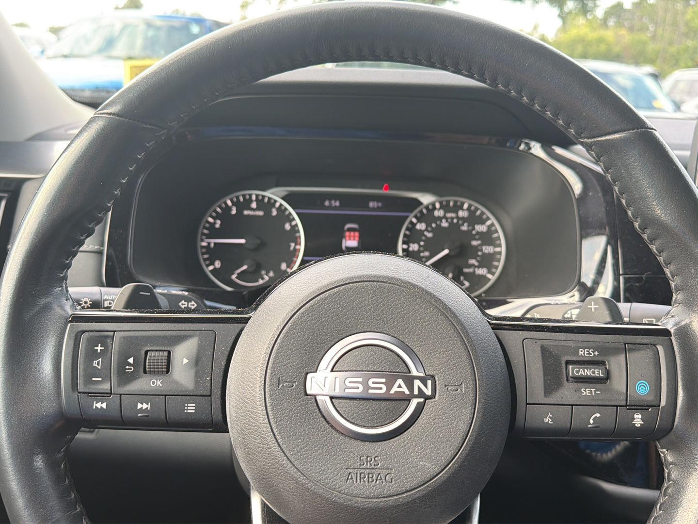 Used 2022 Brilliant Silver Metallic Nissan SL image 10