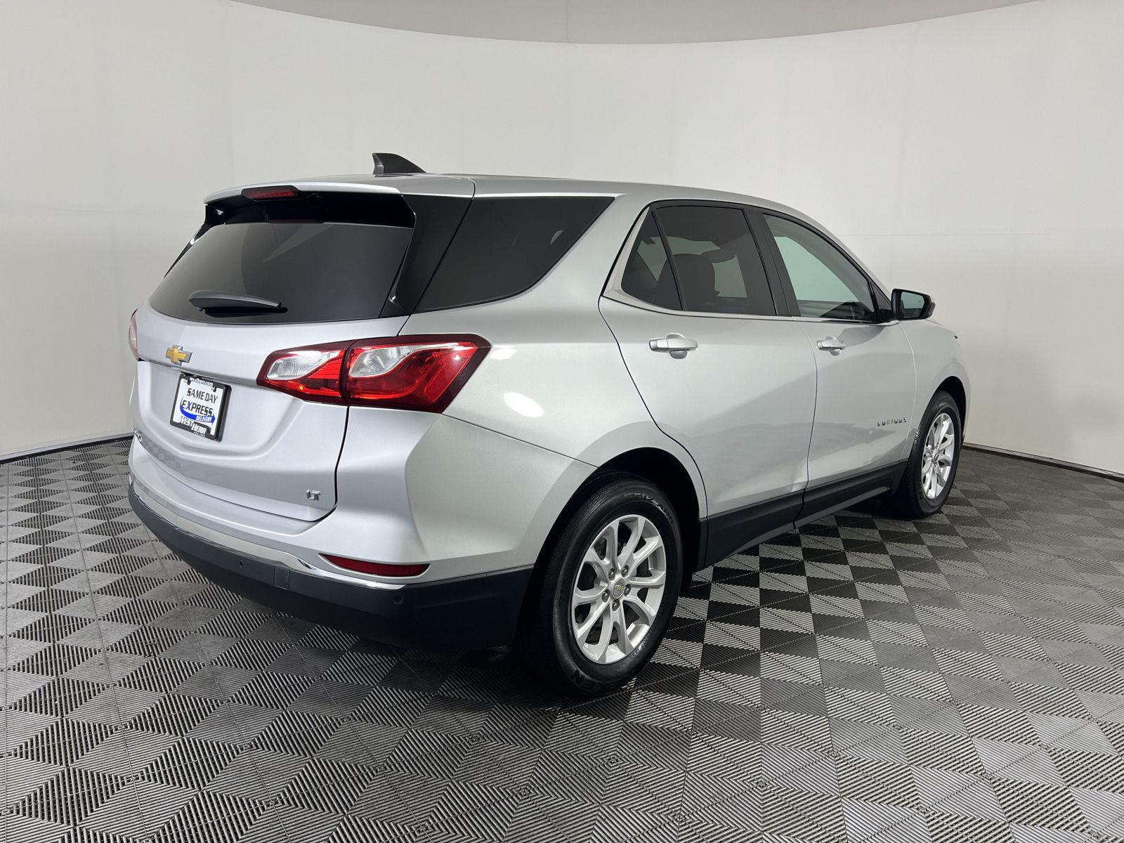 Used 2021 Silver Ice Metallic Chevrolet LT image 3