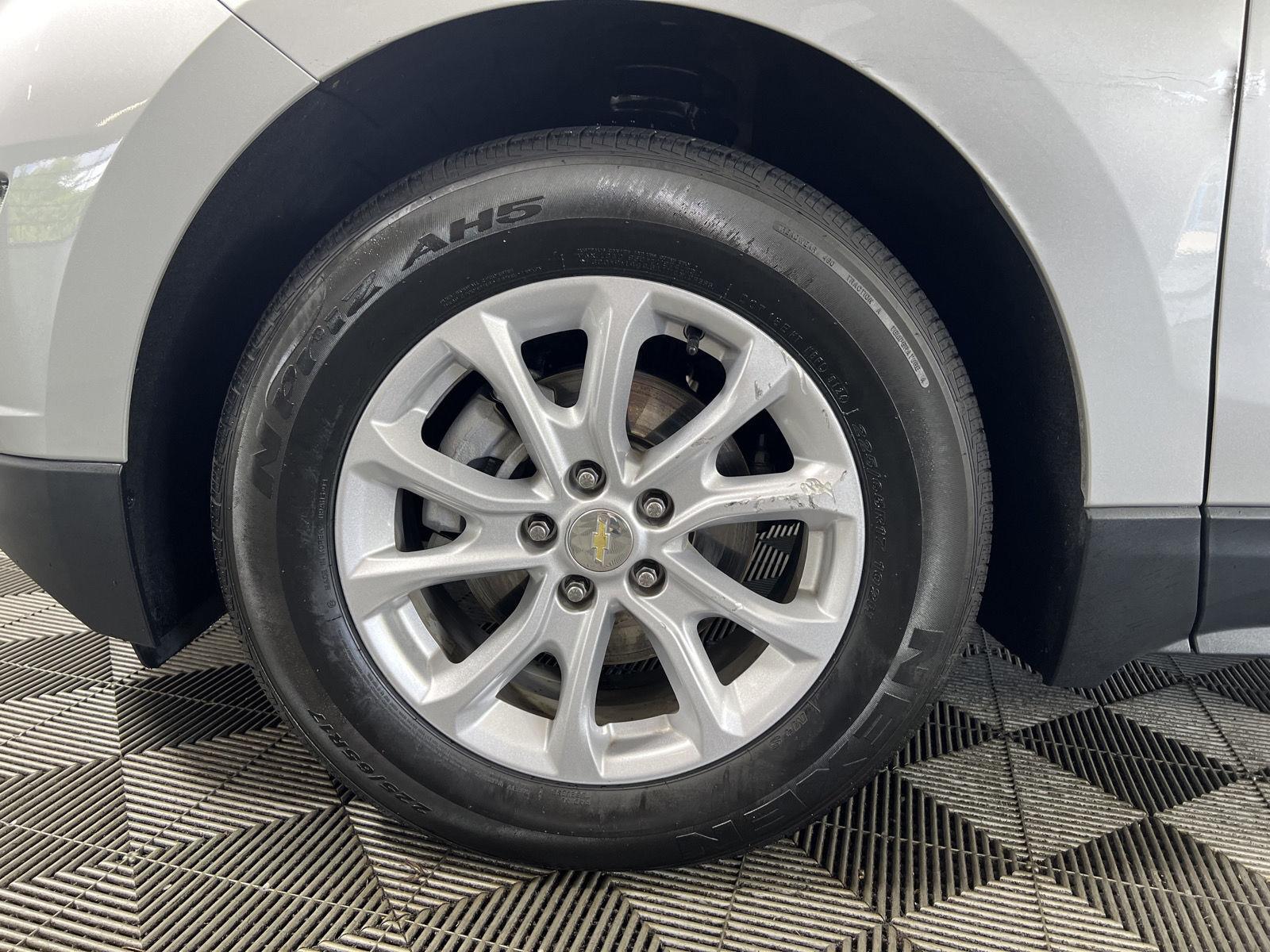 Used 2021 Silver Ice Metallic Chevrolet LT image 9