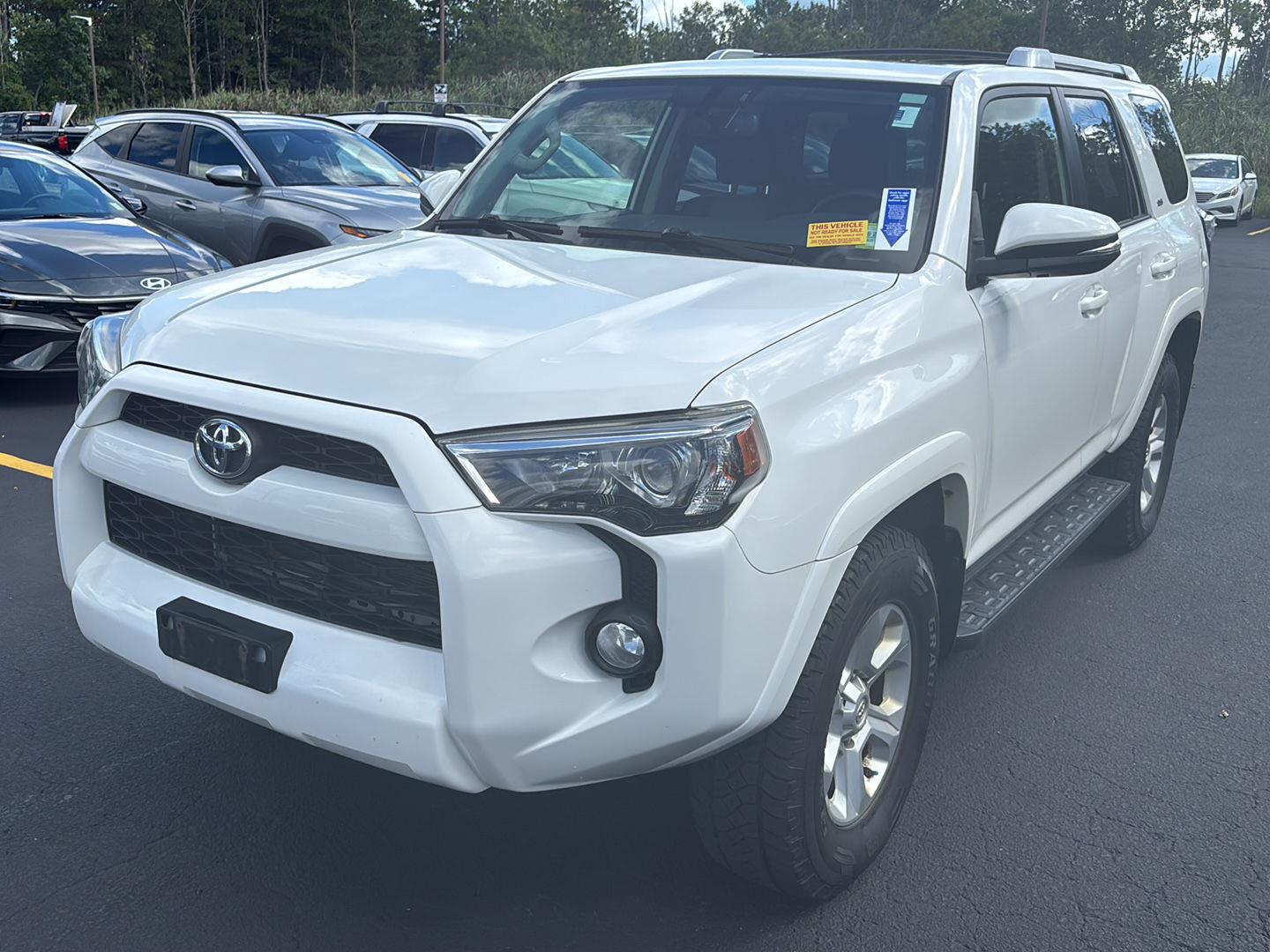 Used 2017 Super White Toyota SR5 Premium image 3