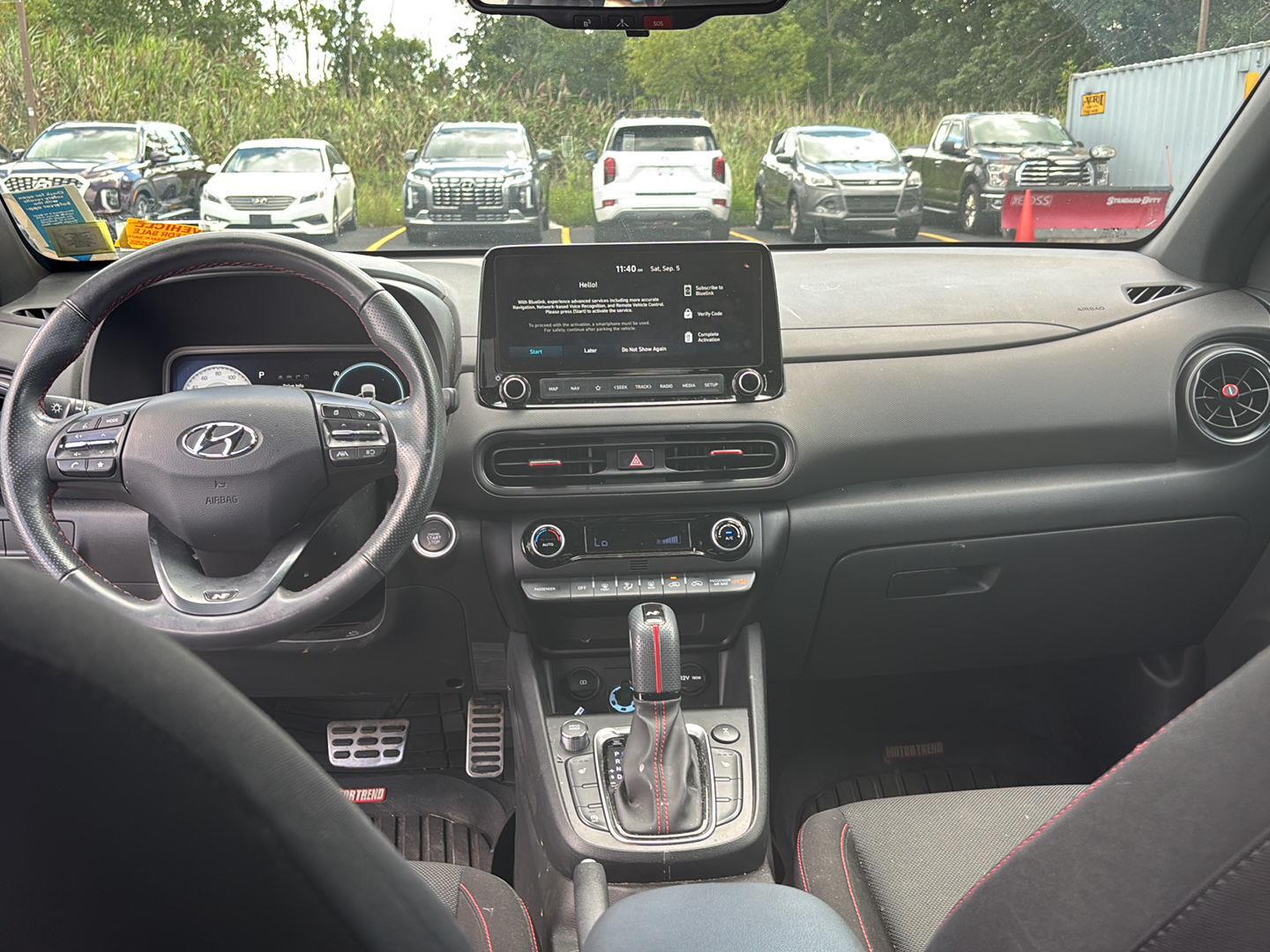 Used 2023 Wh Hyundai  image 18