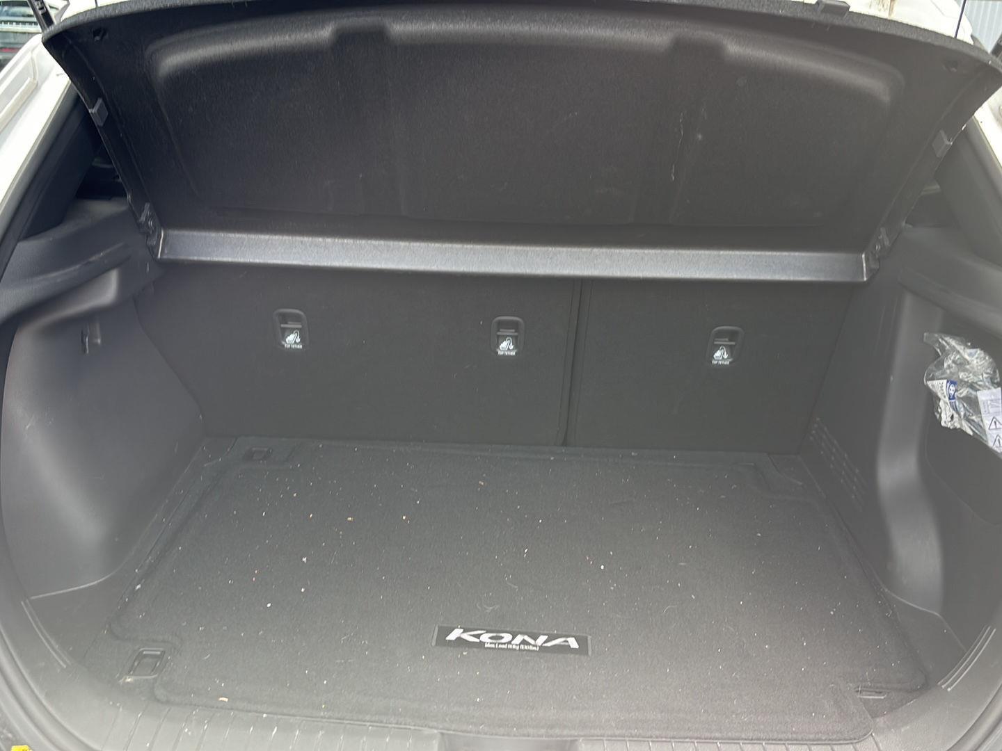 Used 2023 Wh Hyundai  image 19