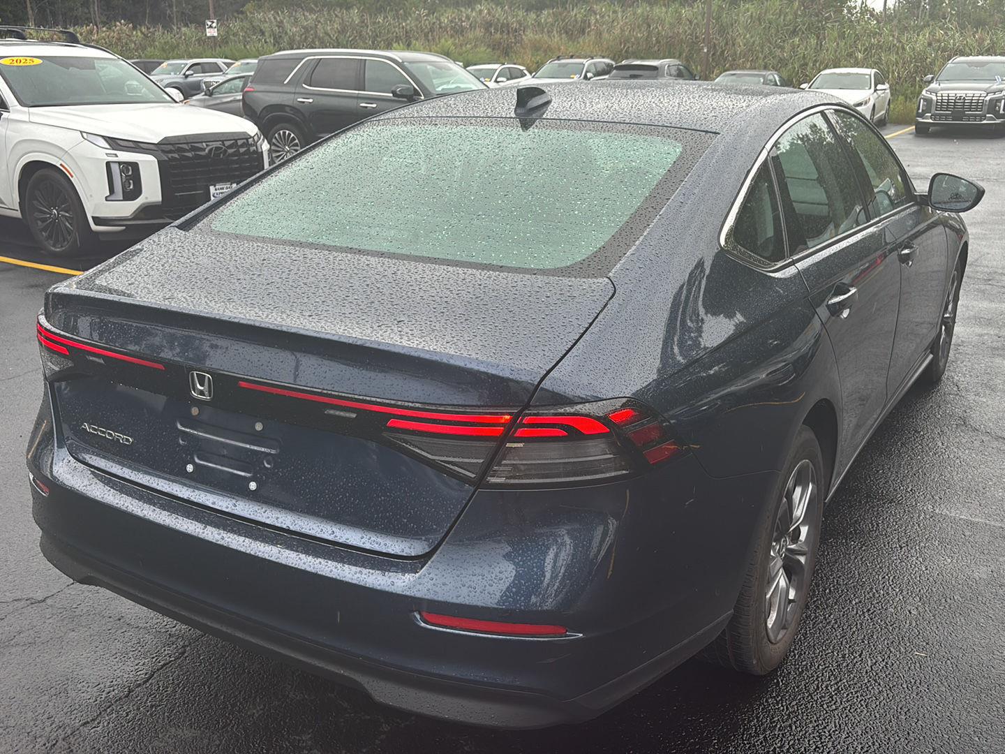 Used 2023 Canyon River Blue Metallic Honda EX image 7