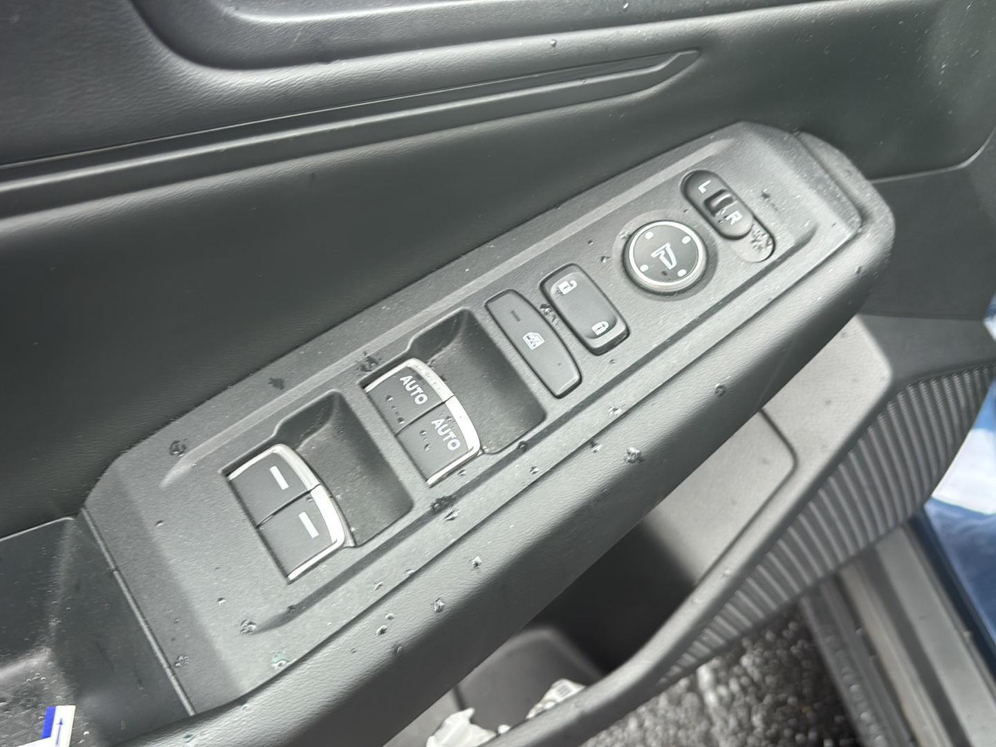 Used 2023 Canyon River Blue Metallic Honda EX image 8