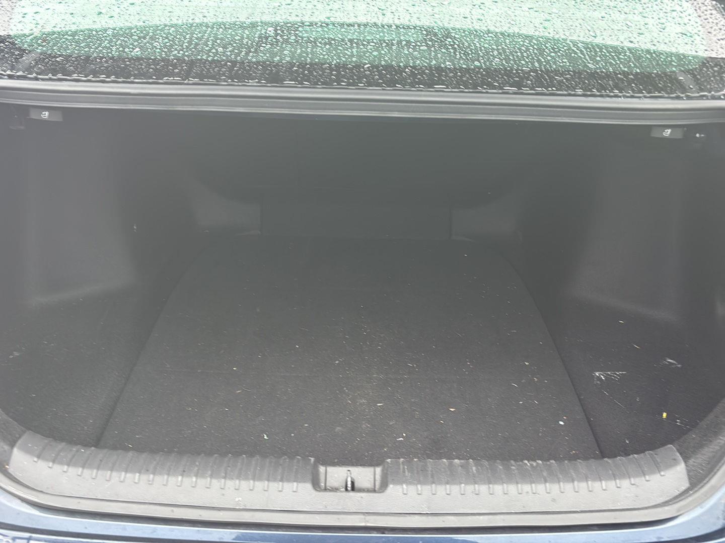 Used 2023 Canyon River Blue Metallic Honda EX image 19