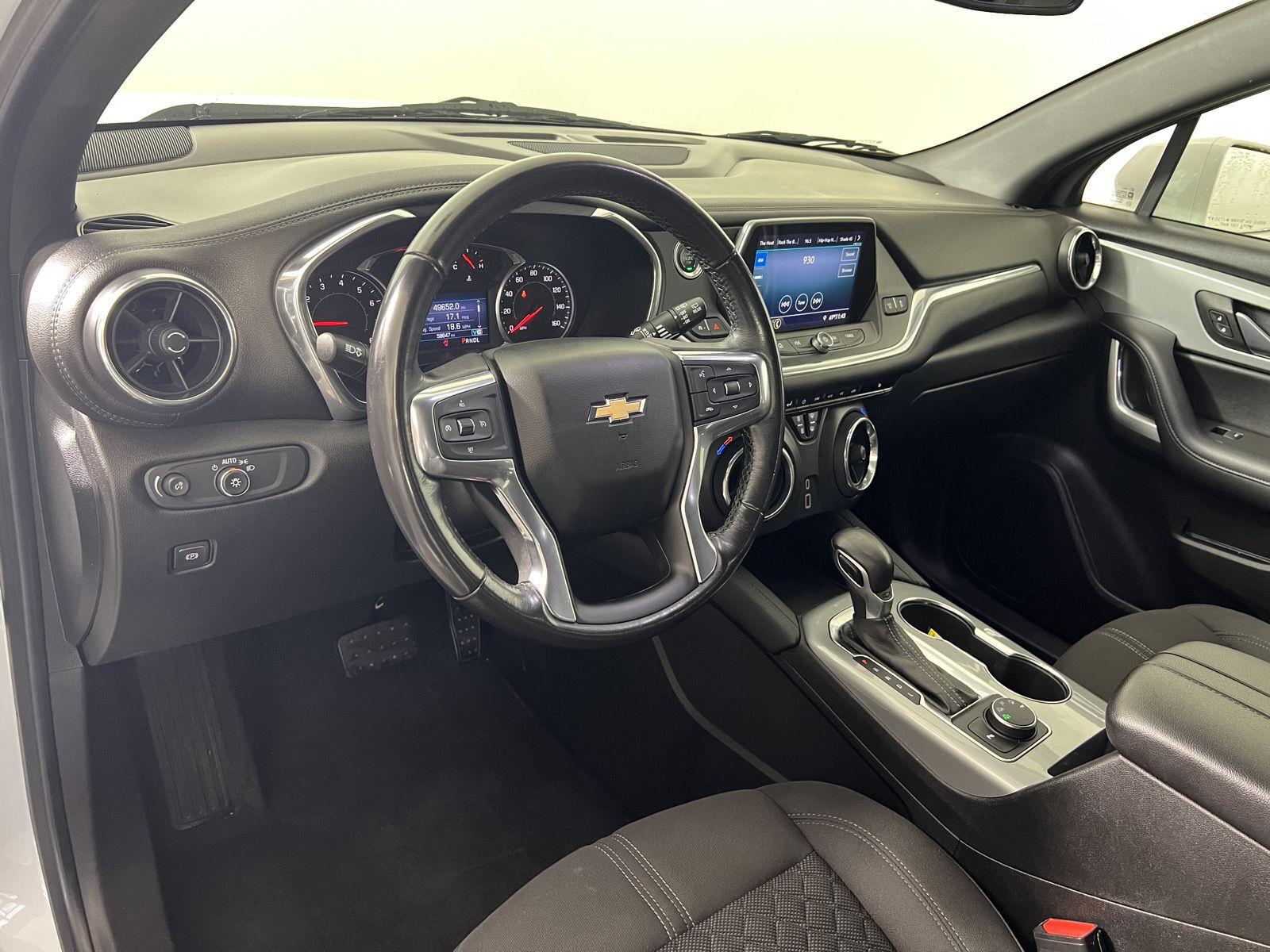 Used 2020 Summit White Chevrolet LT image 10