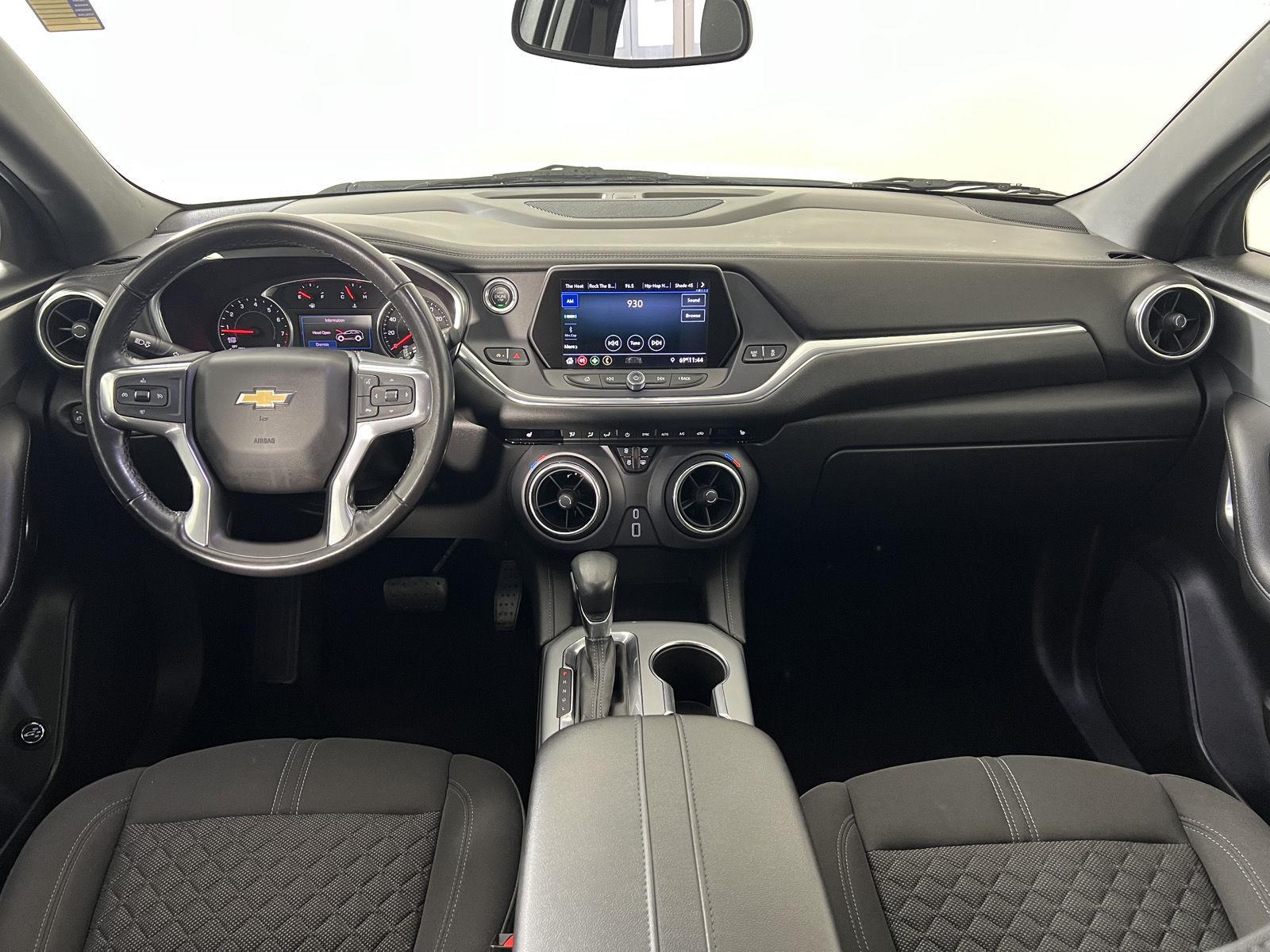 Used 2020 Summit White Chevrolet LT image 25