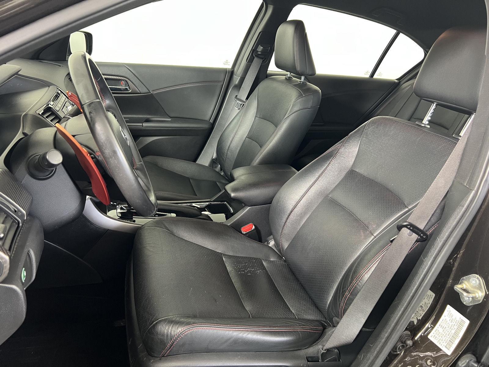 Used 2017 Kona Coffee Metallic Honda Sport SE image 11