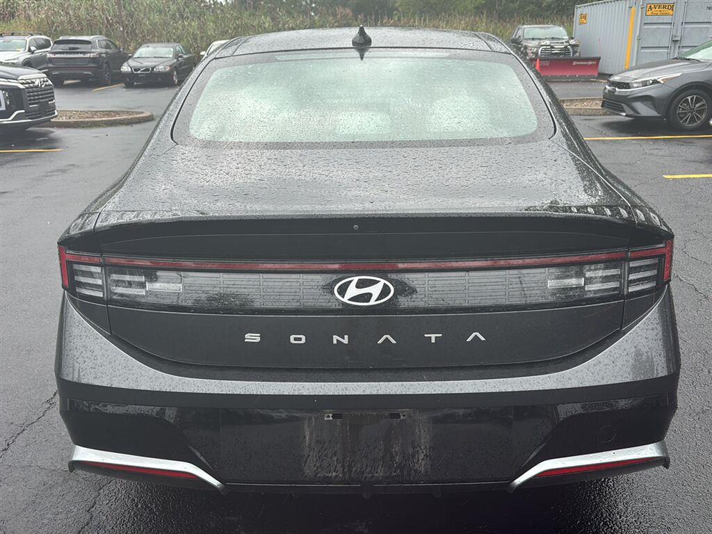 Certified Used 2024 Portofino Gray Hyundai SEL image 6