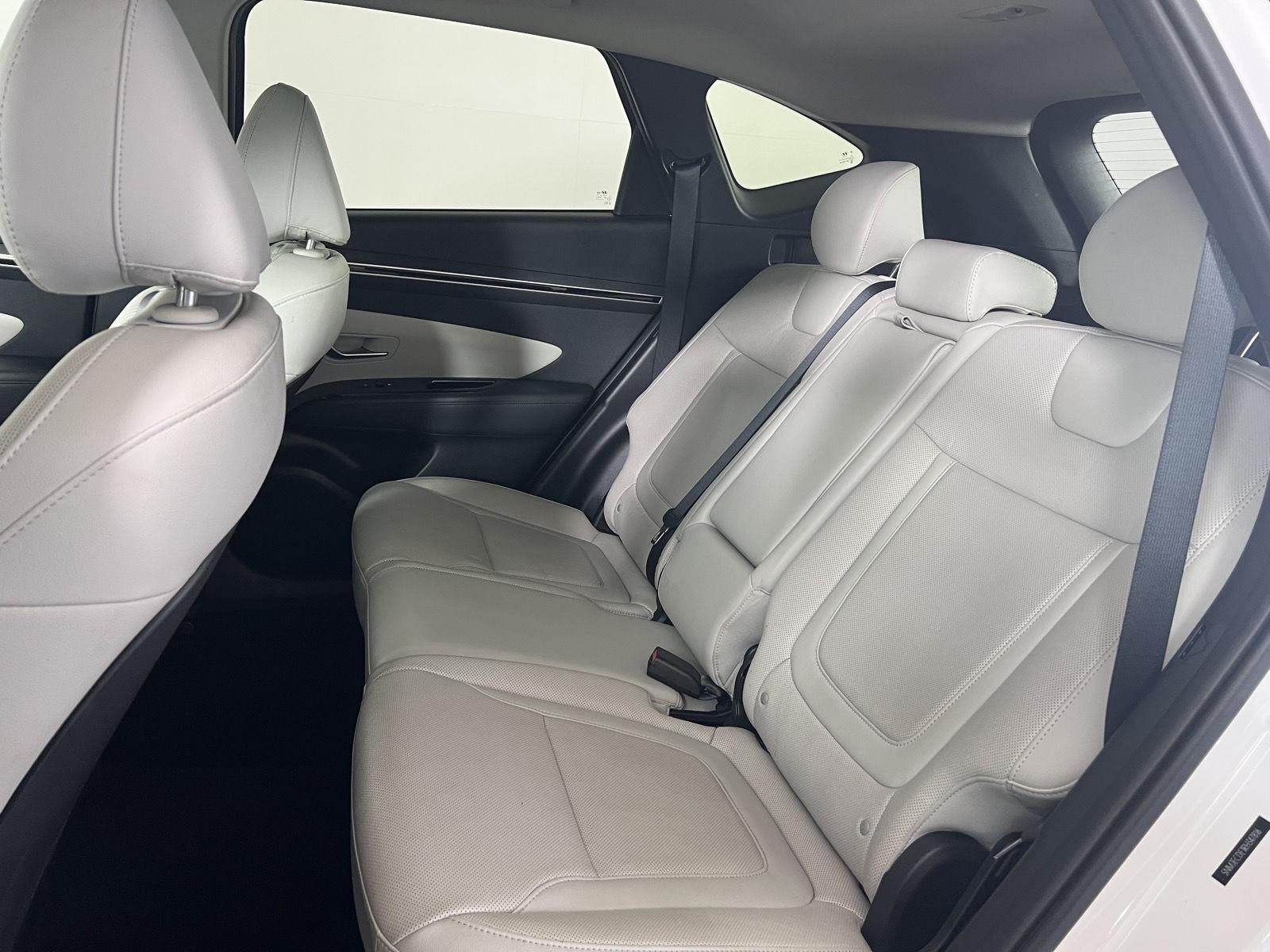 Certified Used 2024 Wh Hyundai  image 27