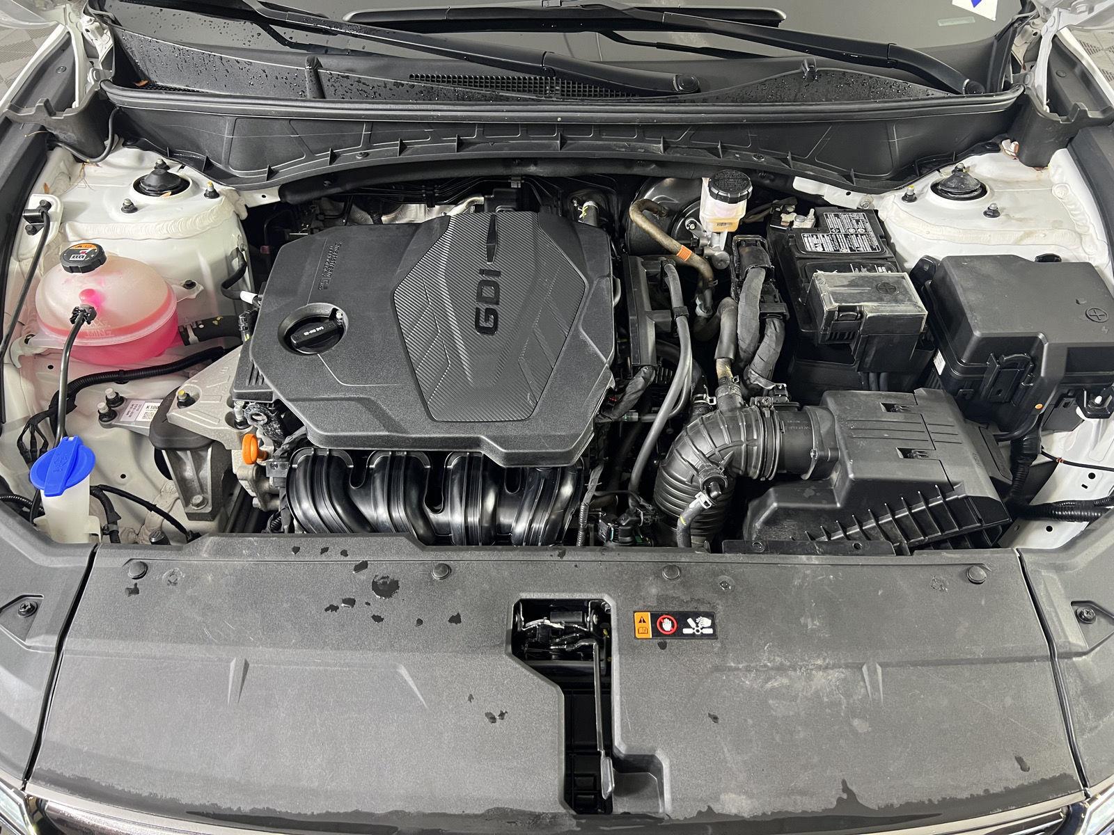 Certified Used 2024 Wh Hyundai  image 32