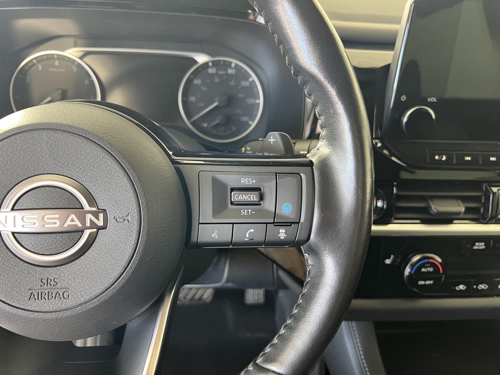 Used 2022 Brilliant Silver Metallic Nissan SL image 19