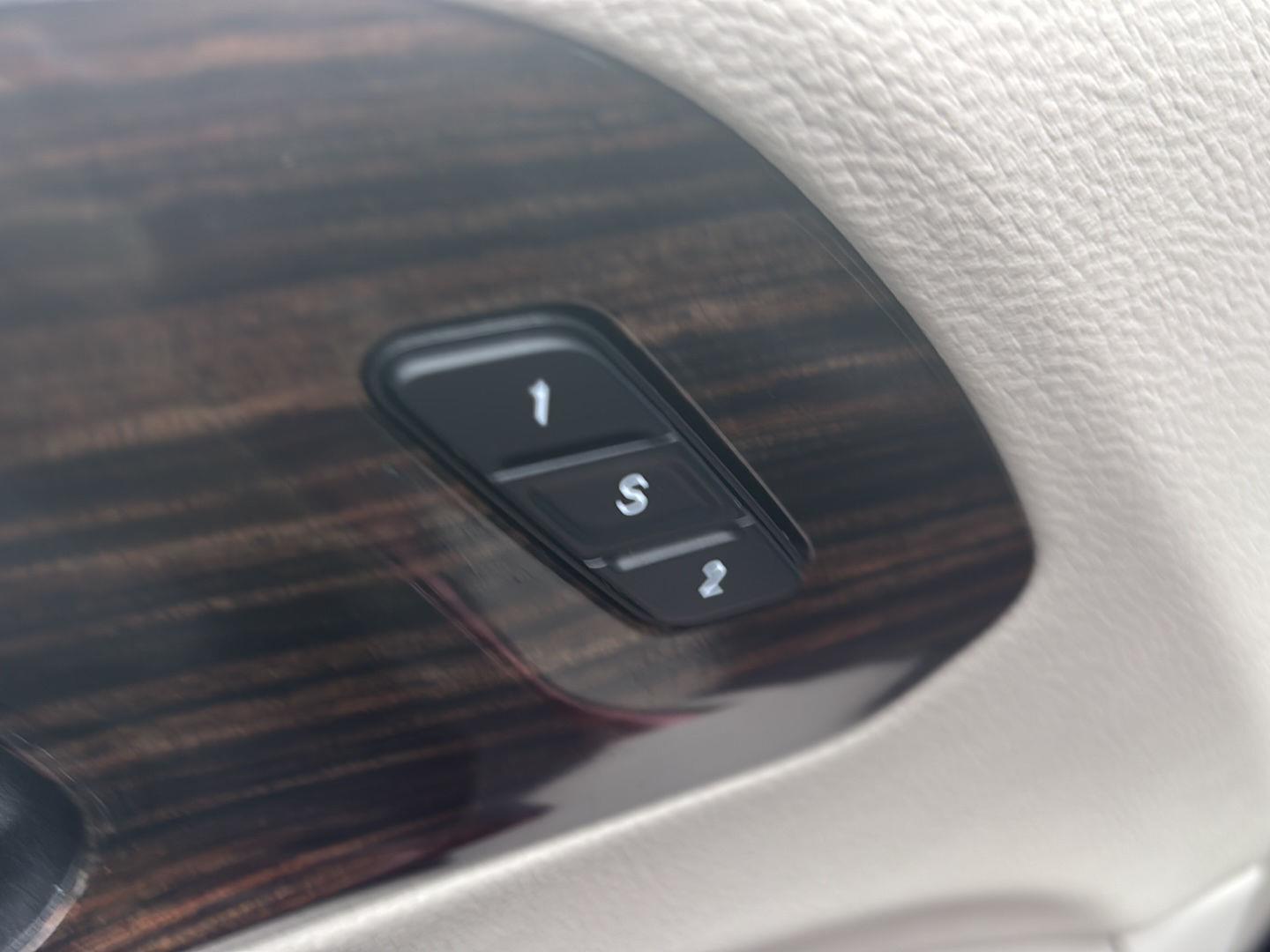 Used 2023 Velvet Red Pearlcoat Chrysler Hybrid Limited image 6