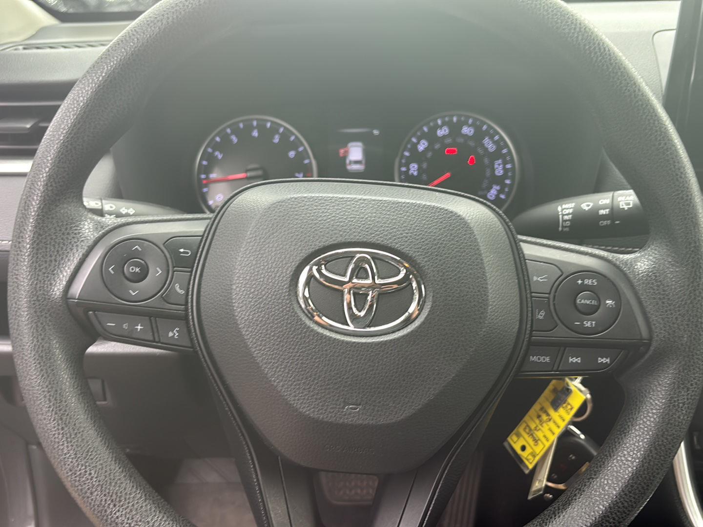 Used 2019 Magnetic Gray Metallic Toyota LE image 10