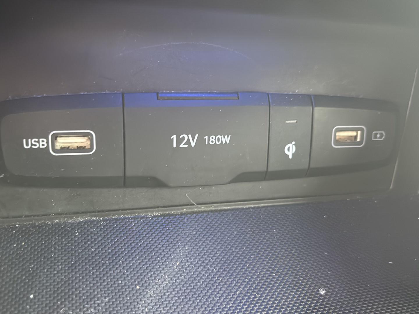 Certified Used 2023 Amazon Gray Hyundai Limited image 13