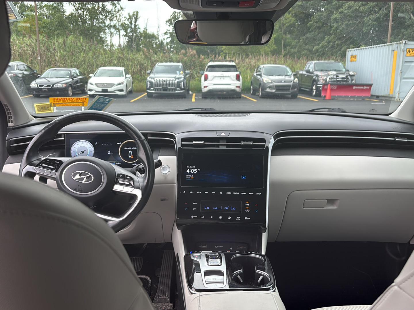 Certified Used 2023 Amazon Gray Hyundai Limited image 18