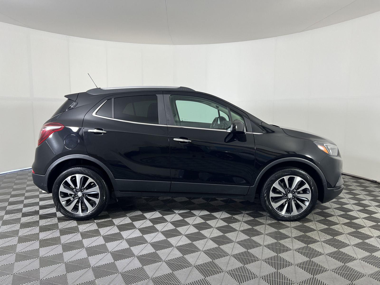 Used 2021 Ebony Twilight Metallic Buick Preferred image 2